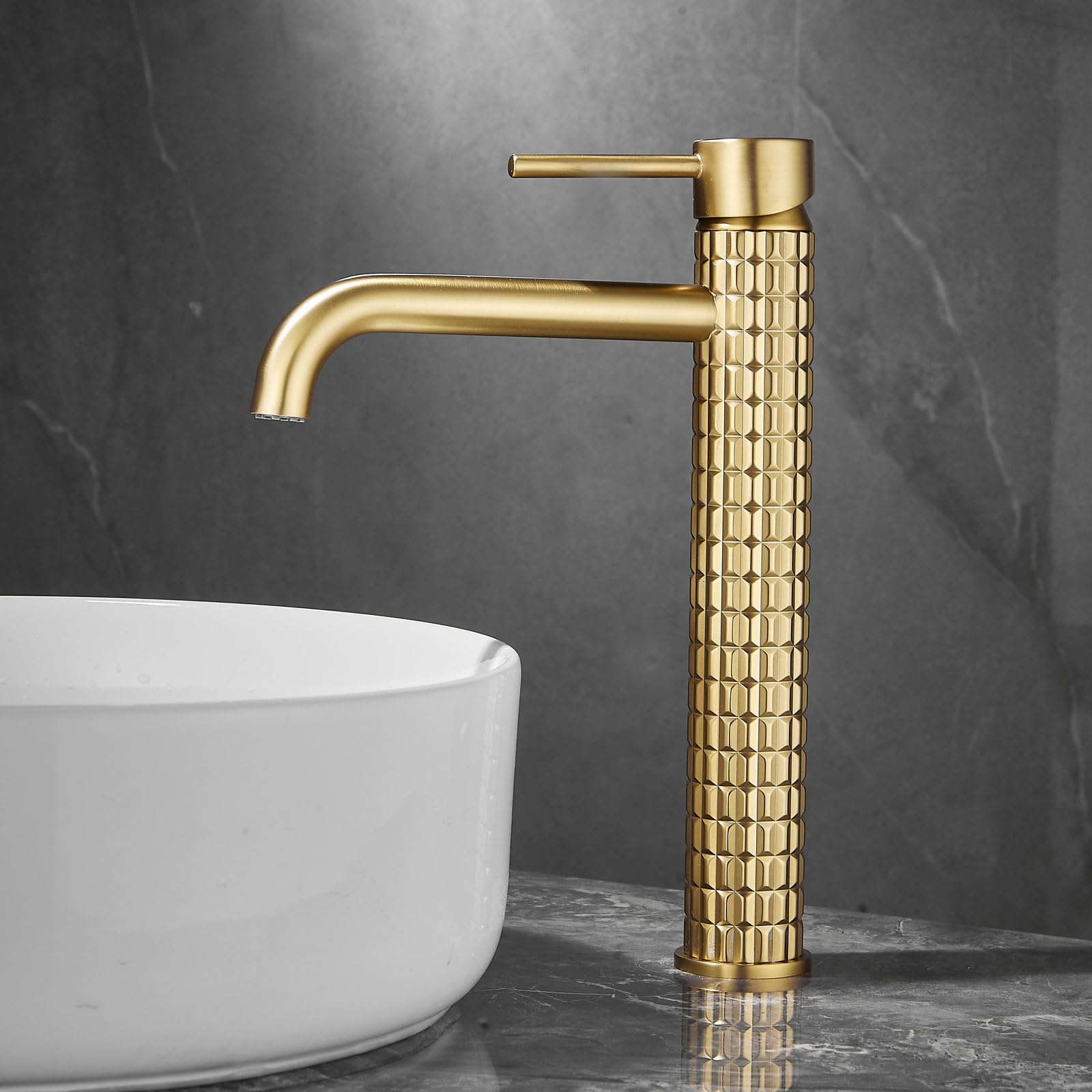 Silver Single-Handle, Single-Hole tapBrass MaterialBathroom Sink tap with Water Supply Hoses. - Image 3