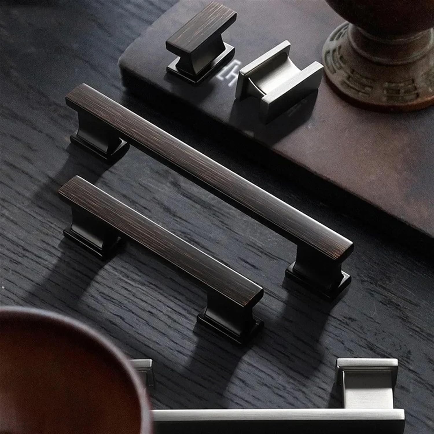 Modern Minimalist Pulls Cupboard Pearl Gray Gold Cabinet Door Handles Zinc Alloy Kitchen Drawer Handles Furniture Hardware 1Pcs (Color : Black red 96mm)