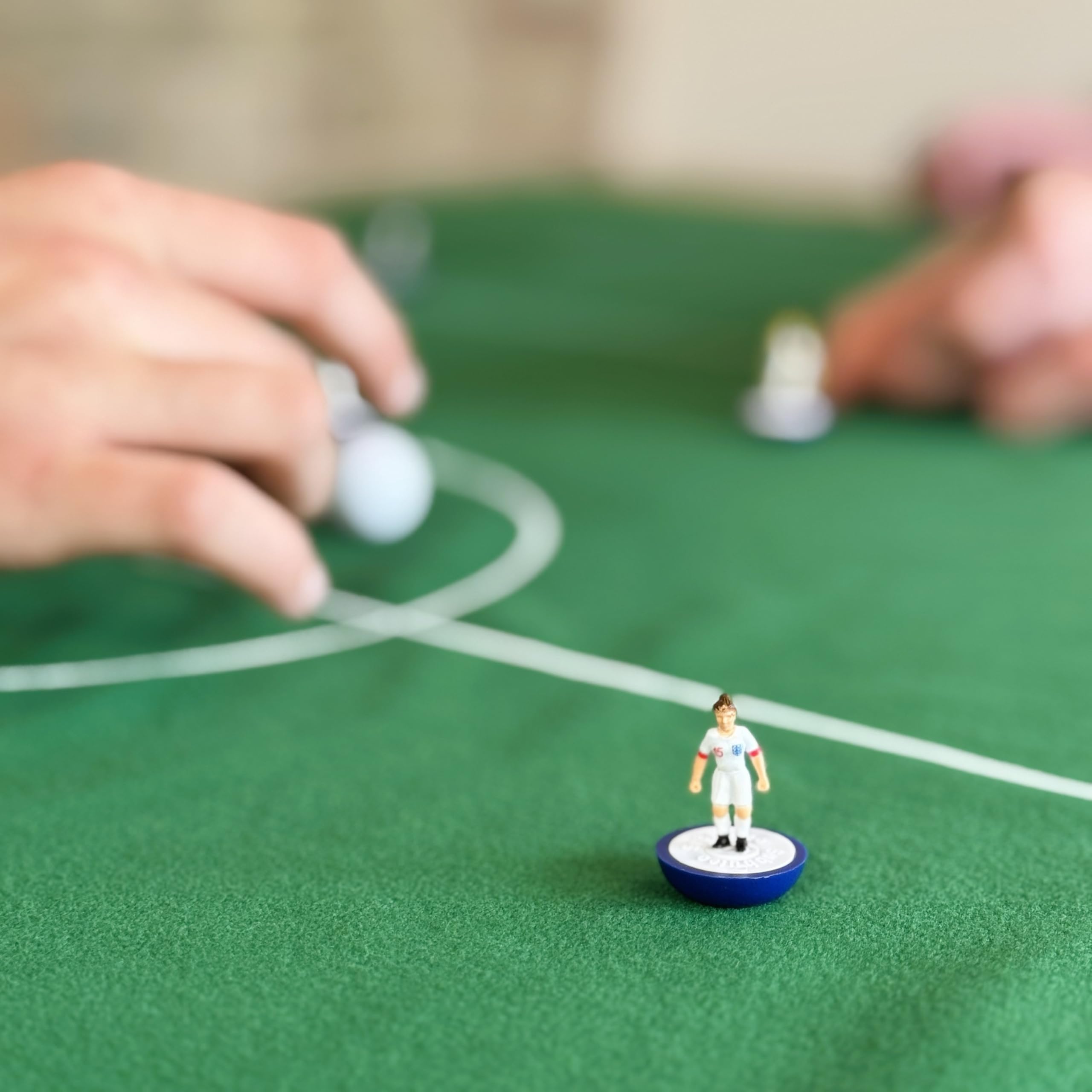 Subbuteo Official England Lionesses Main Game