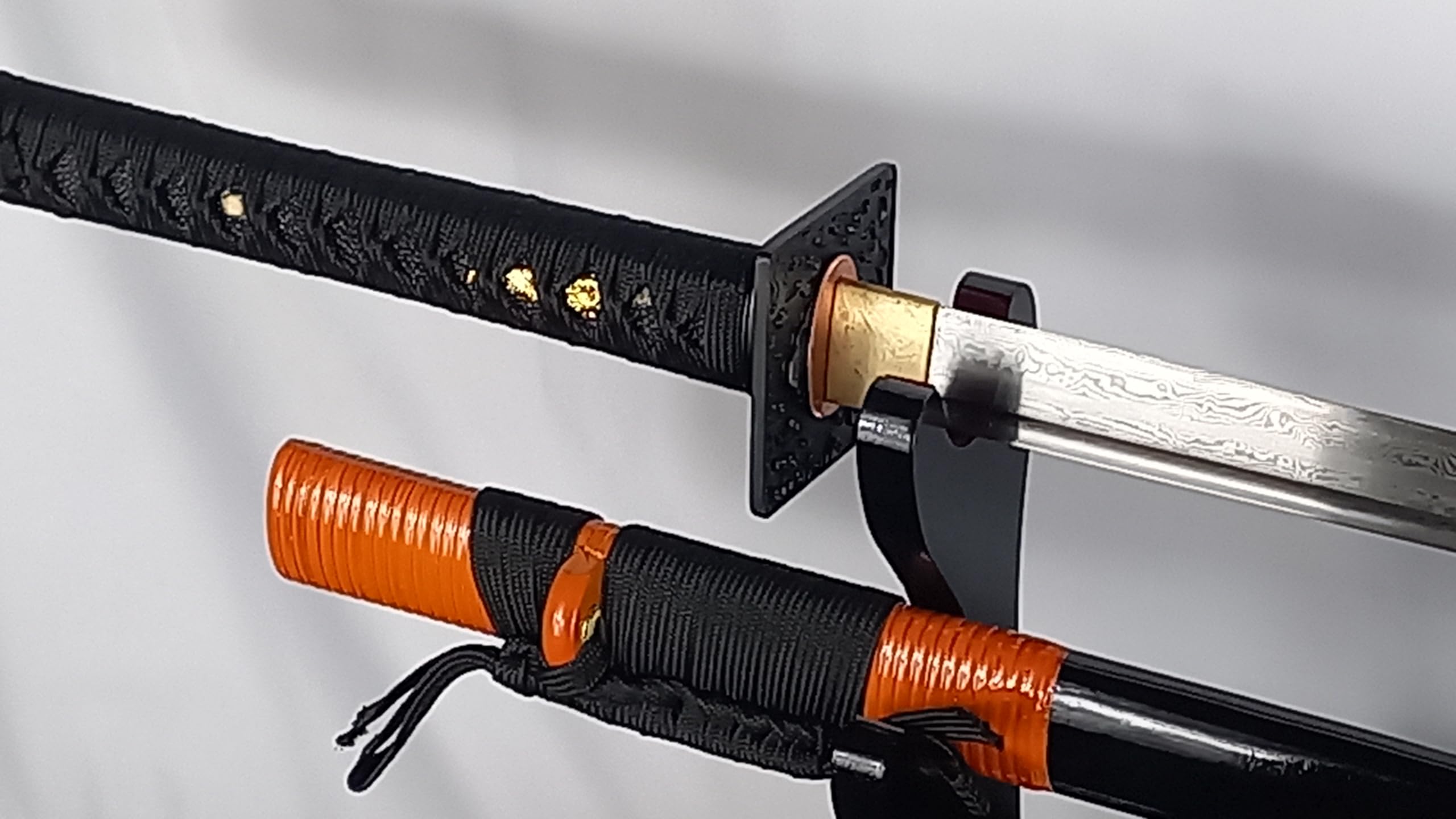 Samurai Ninja Schwerter Katana Schwert - scharf, echt & handgeschmiedet - gefaltetes Katana Schwert ohne Ständer - echtes Japanisches Samurai Sword aus Kohlenstoffstahl - Japan Deko Katanas