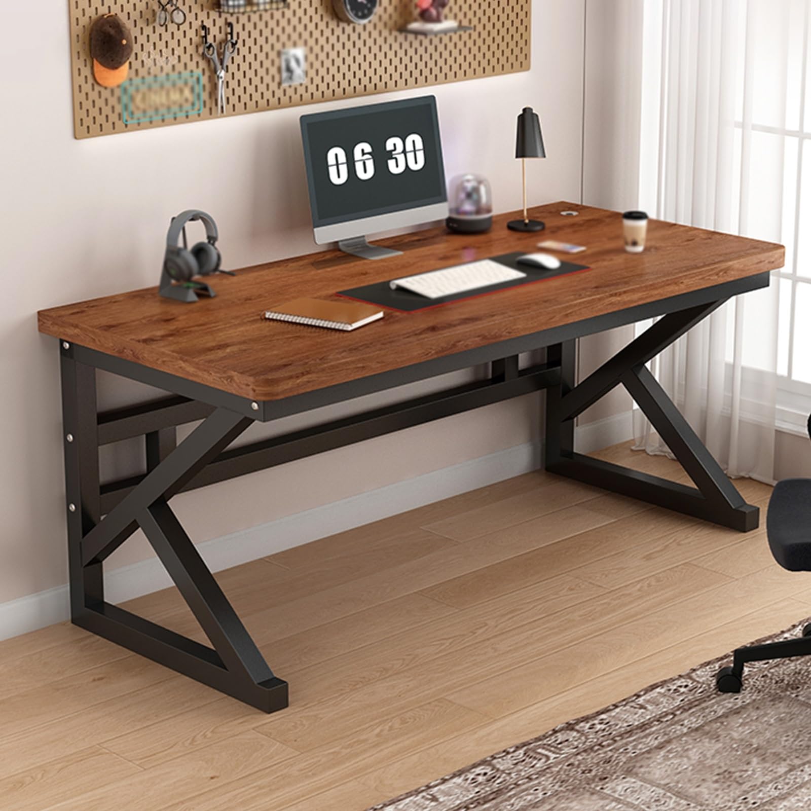Bureau gain de place 120x60 cm en bois pour aménager un petit espace de travail