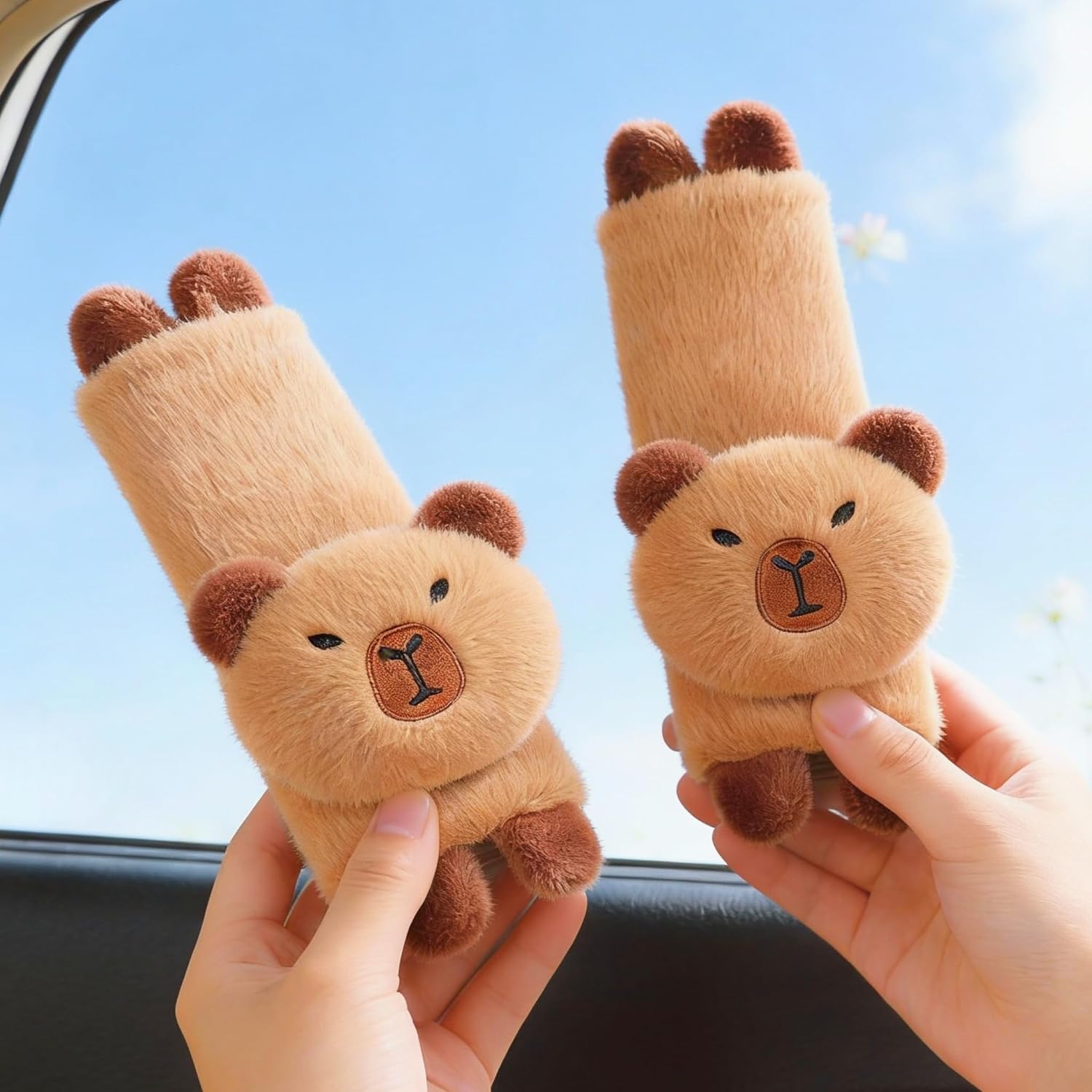 2 PCS Seat Belt Cover Pad, Cute Kawaii Animal Capybara Seatbelt Covers for Kids, Soft Seatbelt Cushion, Car Seat Strap Pads (White(A))
