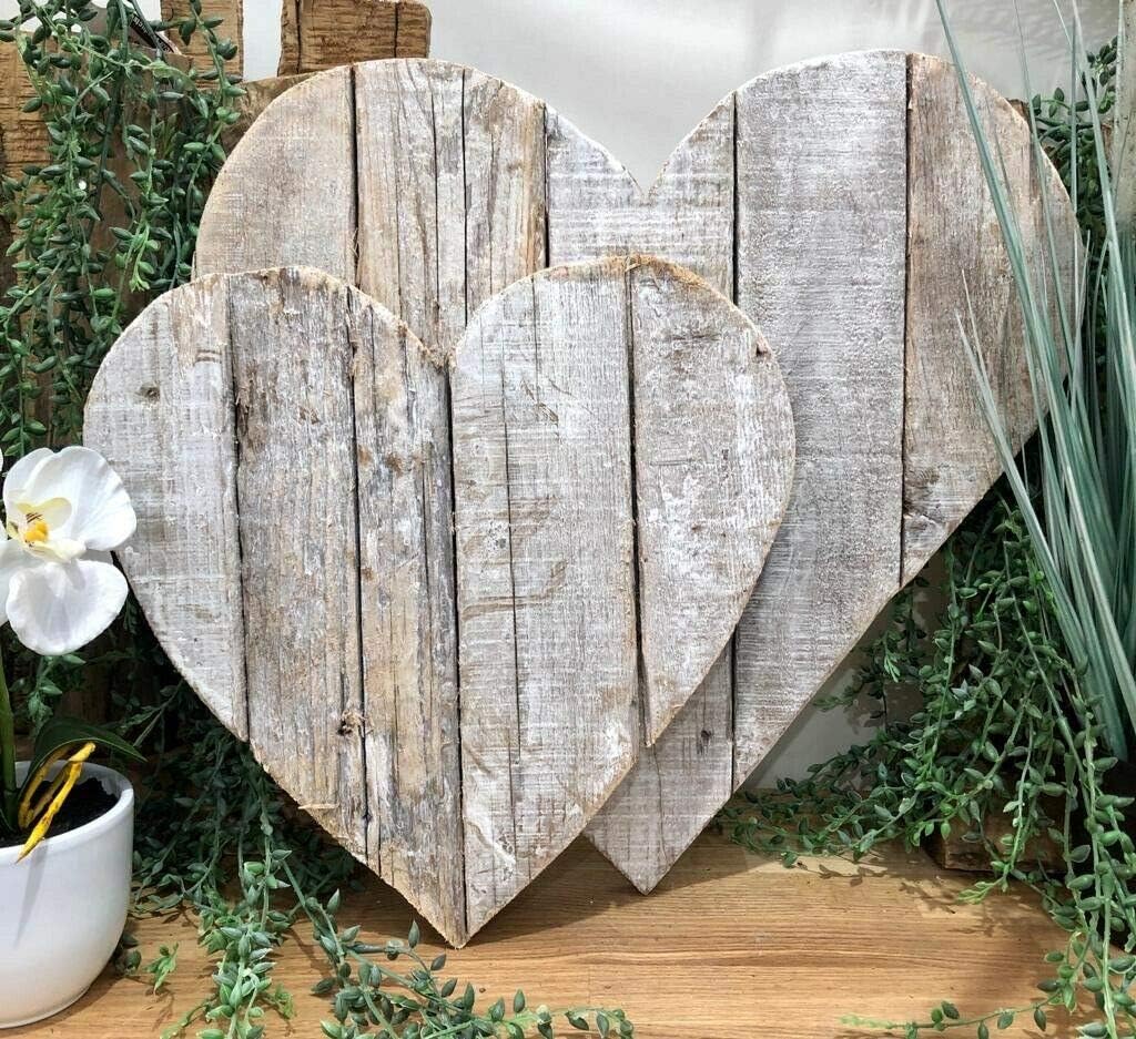 Homes on Trend Charger Plate Placemat Rustic Reclaimed Pallet Wood Tableware Grey Love Heart Shaped Serving Platter Natural Style Rustic Wooden Wedding Table Centrepiece Venue Wall Decoration - Small