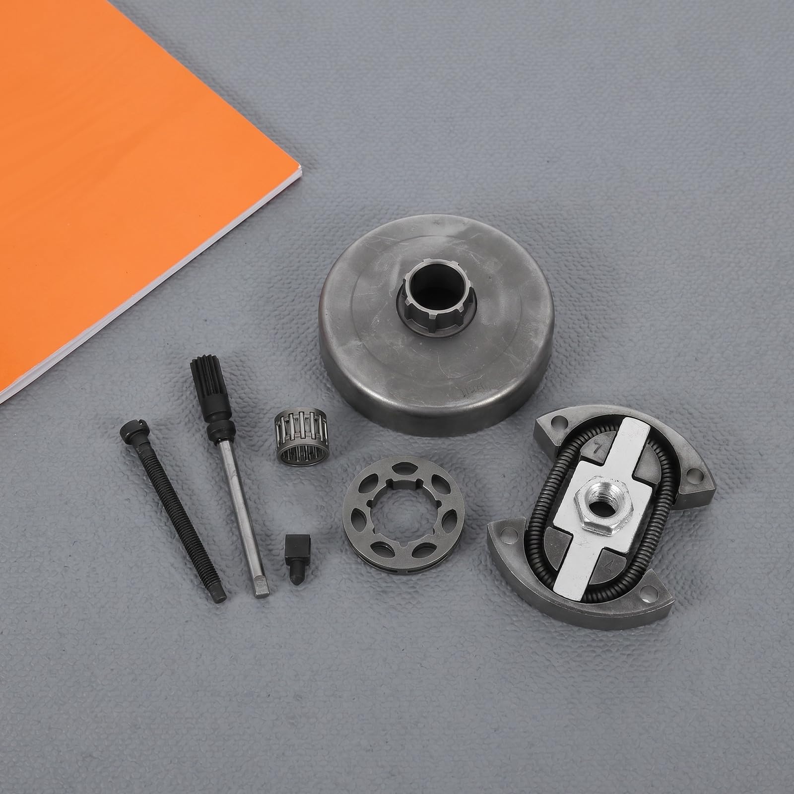 Lurrose 1 Set Kit Puleggia Cinghia Tamburo Frizione - Kit Pignone Tamburo Trasmissione Motosega Compatibile con HUS50 55 51 154 - Tendicatena Regolatore Cerchio Pignone Cuscinetto a Rulli per