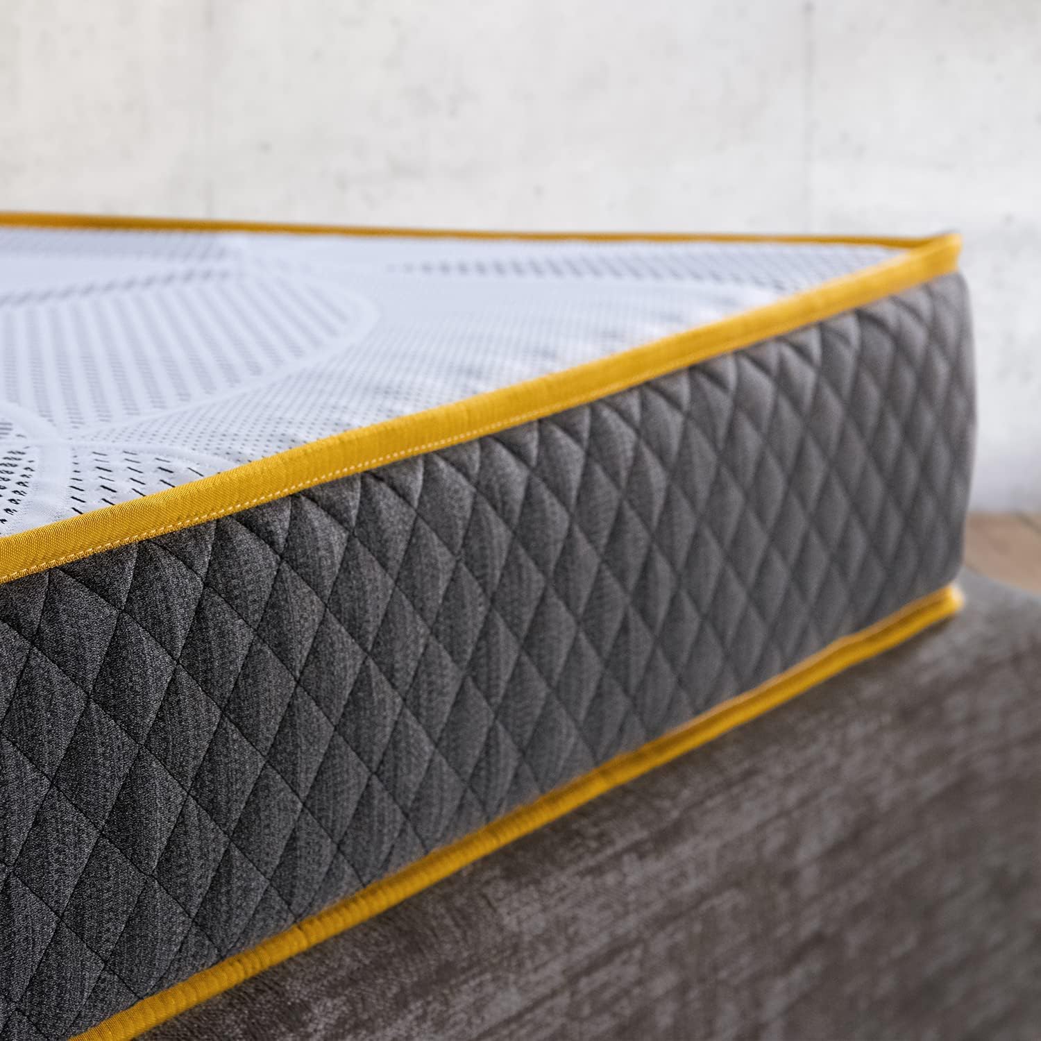 Comfy Line Matelas 140 x 200 cm en Mousse à mémoire de Forme, Hauteur 21 cm. 7 Zones différenciées orthopédique. Revêtement Coton Frais et Respirant. Fabriqué en Italie 100%