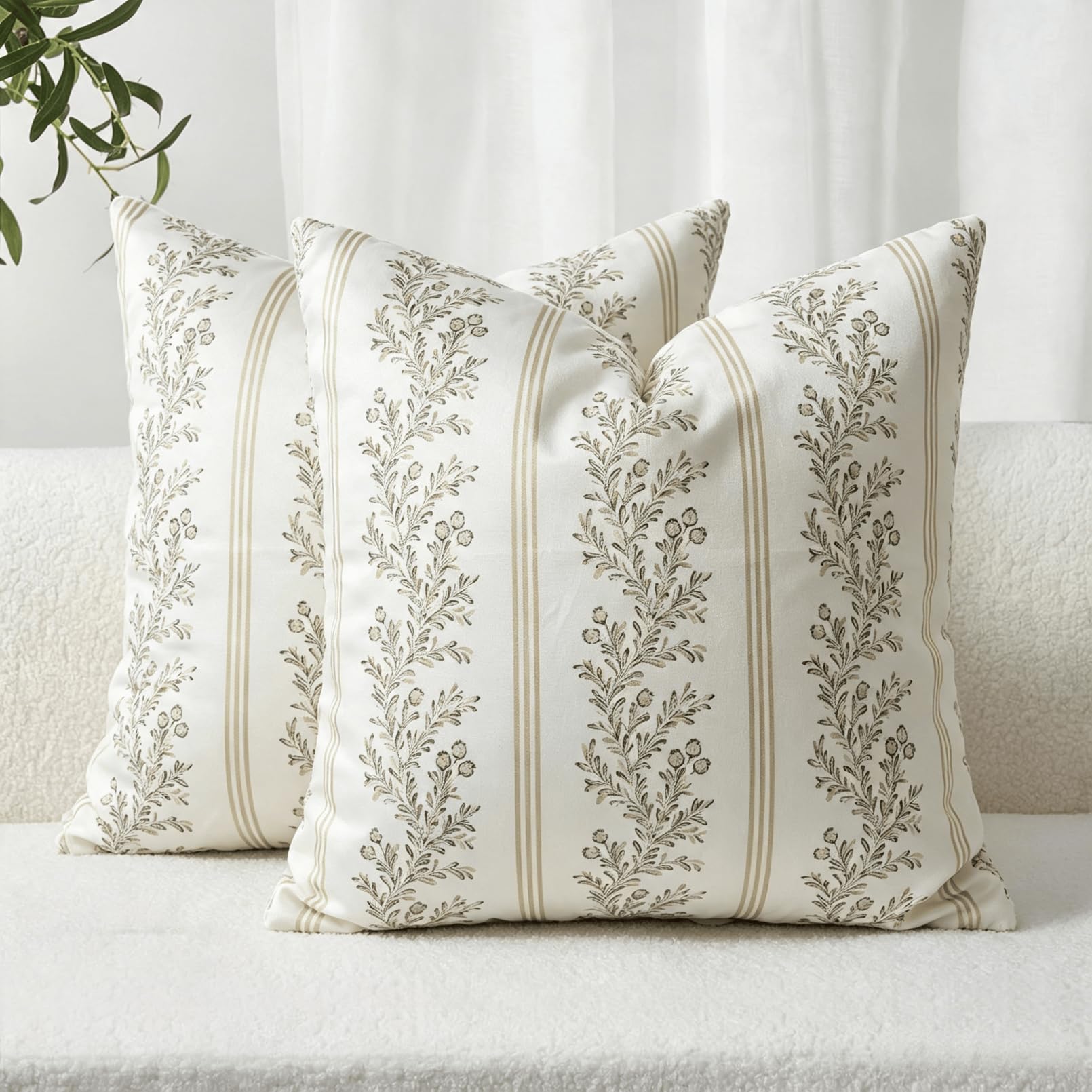 OYIMUA Velvet Cushion Covers 40x40cm Beige Set of 2