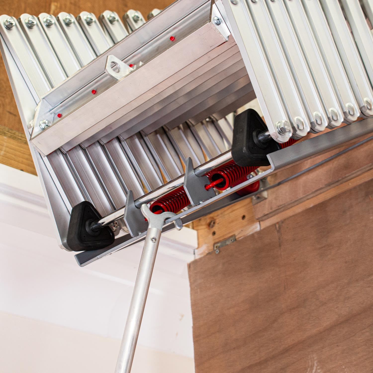 BPS Ziehharmonika-Loftleiter – einfache Montage (3.05m (10'))