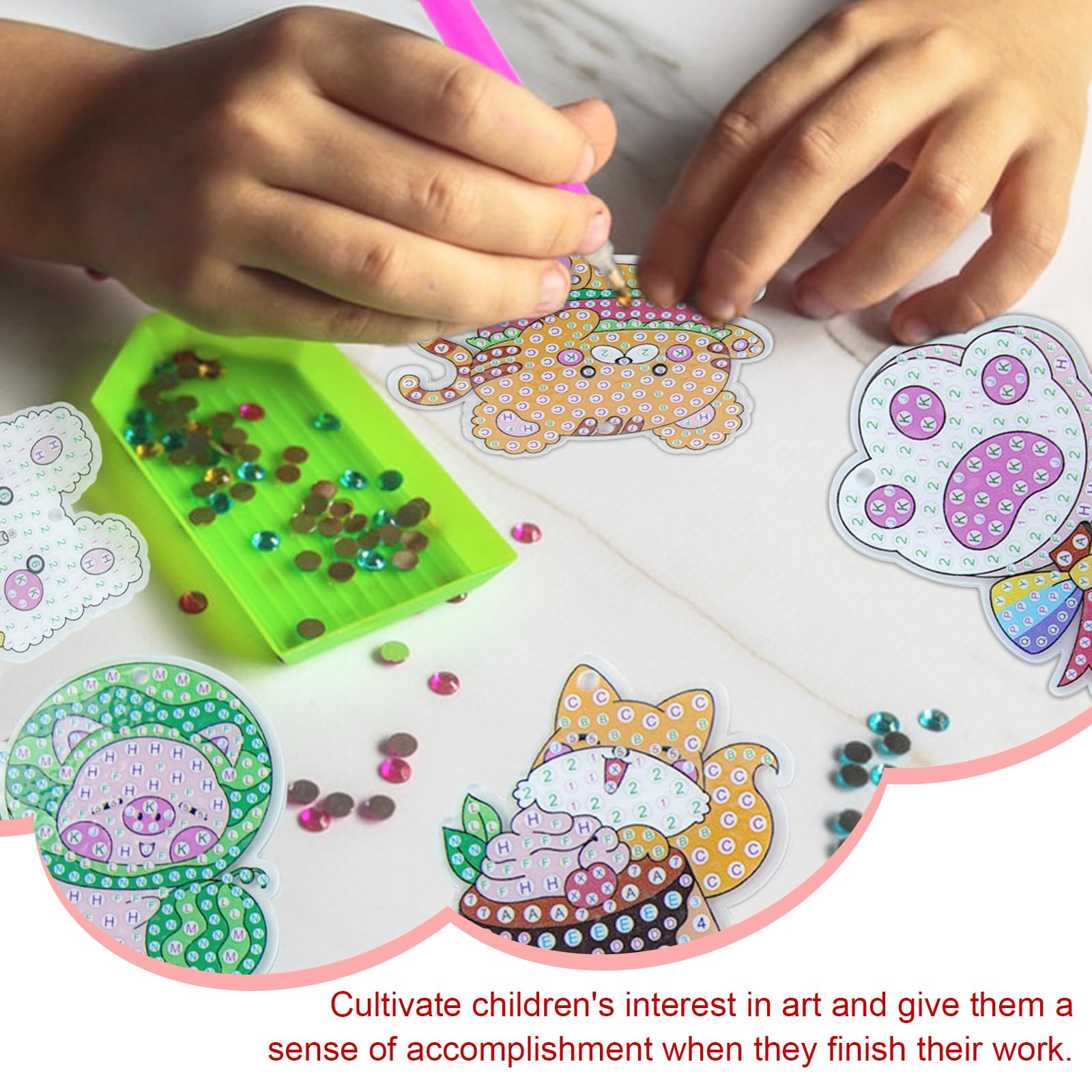 Diamond Painting Kit Completo, 5D Diamond Painting Bambina, Lavoretti Creativi per Bambini, Diamantini Crystal Art per le Stampe Animali, Kit Pittura Bambini da Appendere a Portachiavi e Zaini