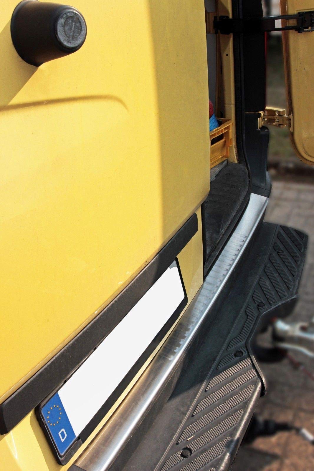 PARAURT ANTERORE NERO PER MERCEDES SPRNTER W906 09/2013> [OE