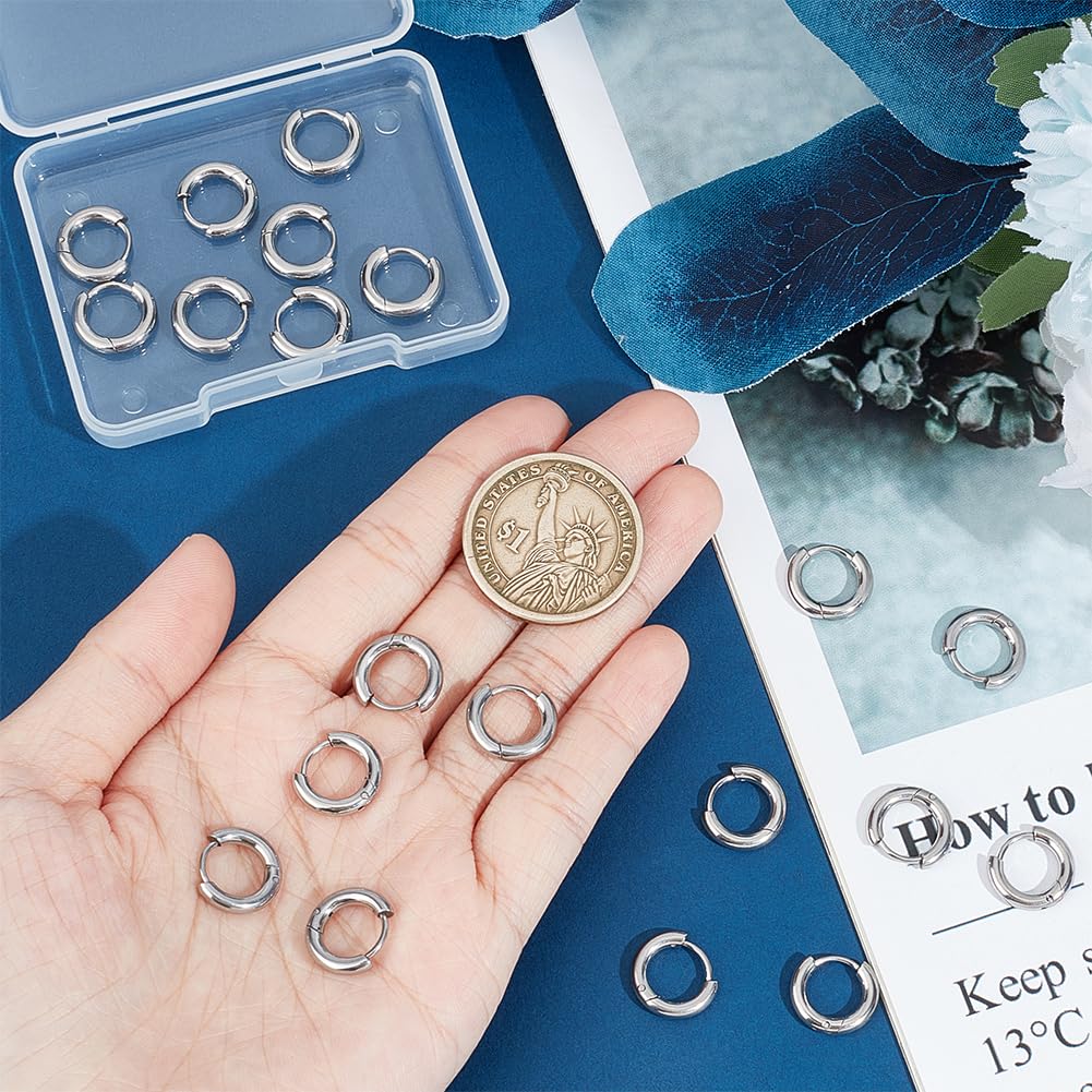 UNICRAFTALE Orecchini A Cerchio Lucidati A Mano 8 Paio Orecchini A Cerchio in Acciaio Inossidabile da 16 mm Spilla da 0.7 mm Colore Dorato E Acciaio Inossidabile Earwires per Creazione di Gioielli