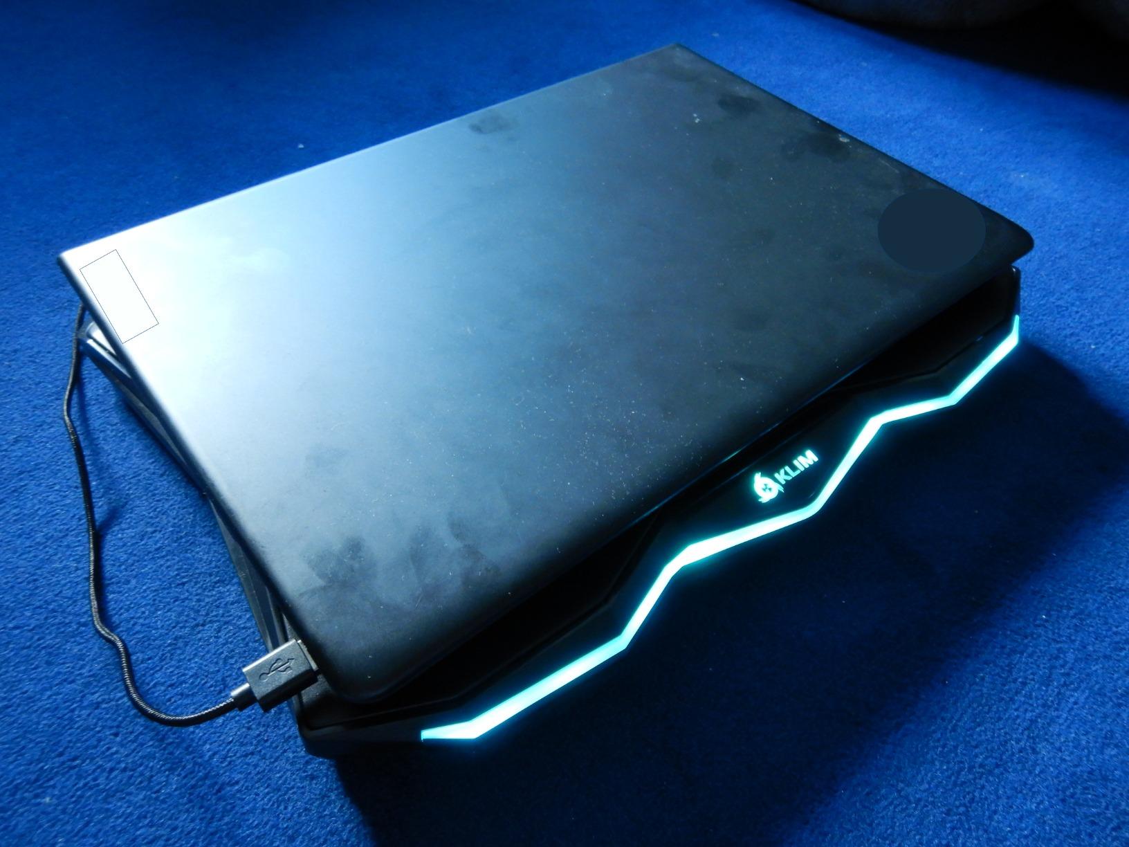 KLIM Rainbow Laptop Kühler - RGB Beleuchtung & 180mm Lüfter Für 11-17 Zoll