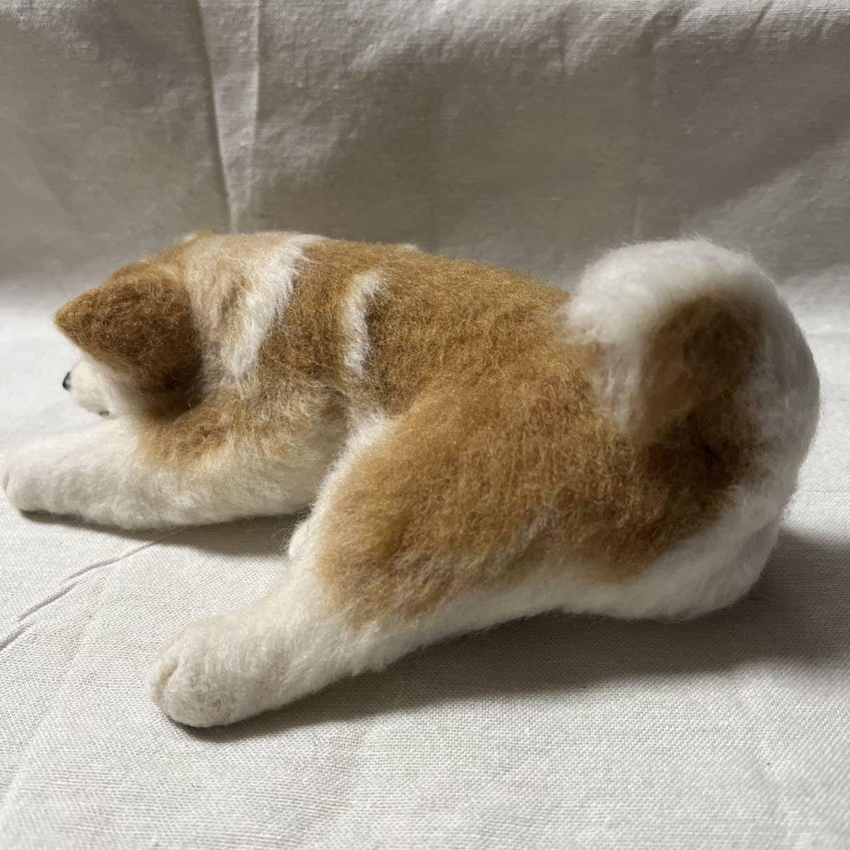 Amazon.co.jp: 羊毛フェルト ぬいぐるみ 秋田犬 ハンドメイド羊毛