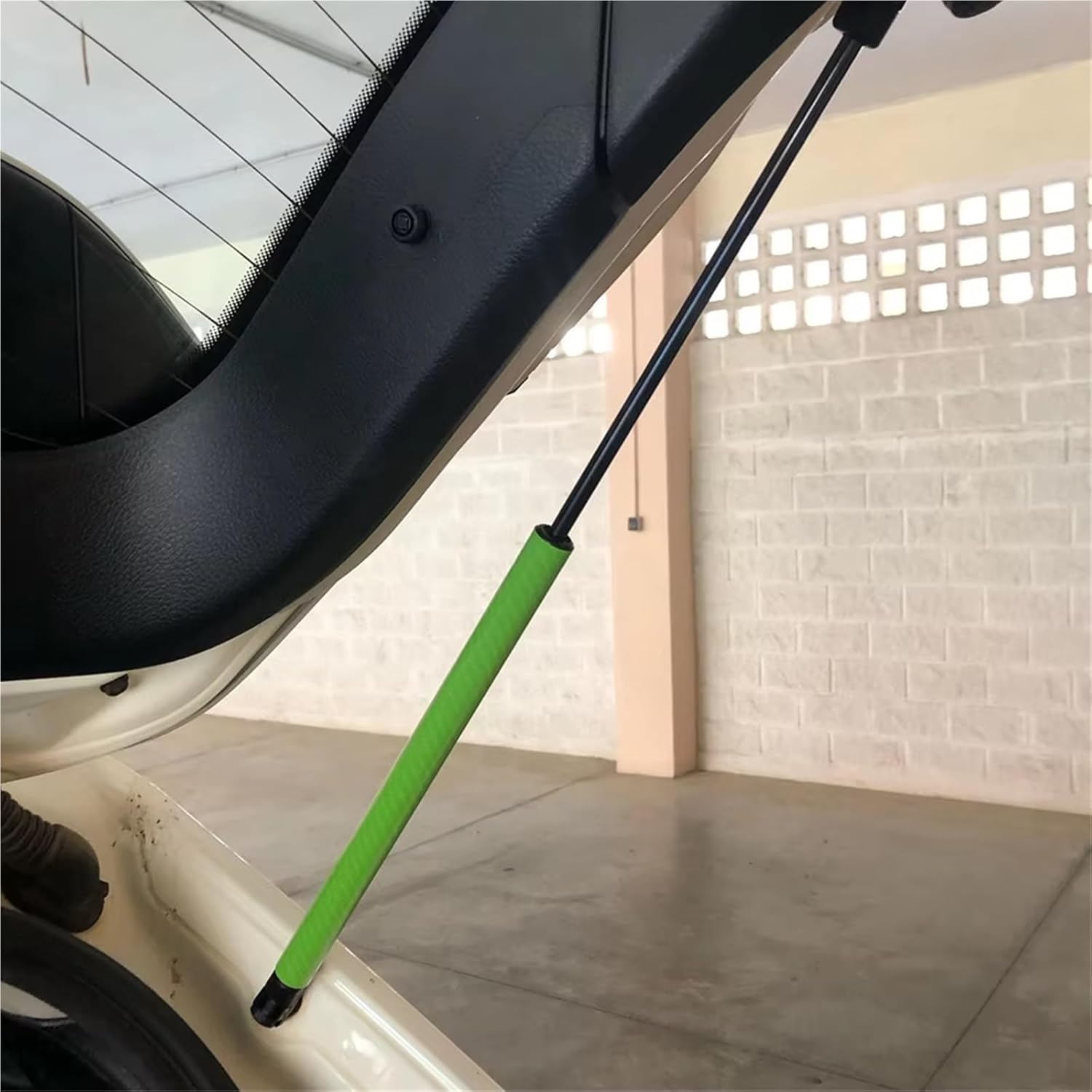 for Nissan for Qashqai for J11 2016 2017 2018 2019 2020 2021 2022 Car Back Door Trunk Automatic Rising Lifter Kit Hydraulic Rod Strut Bars Boot Gas Struts(1000N)