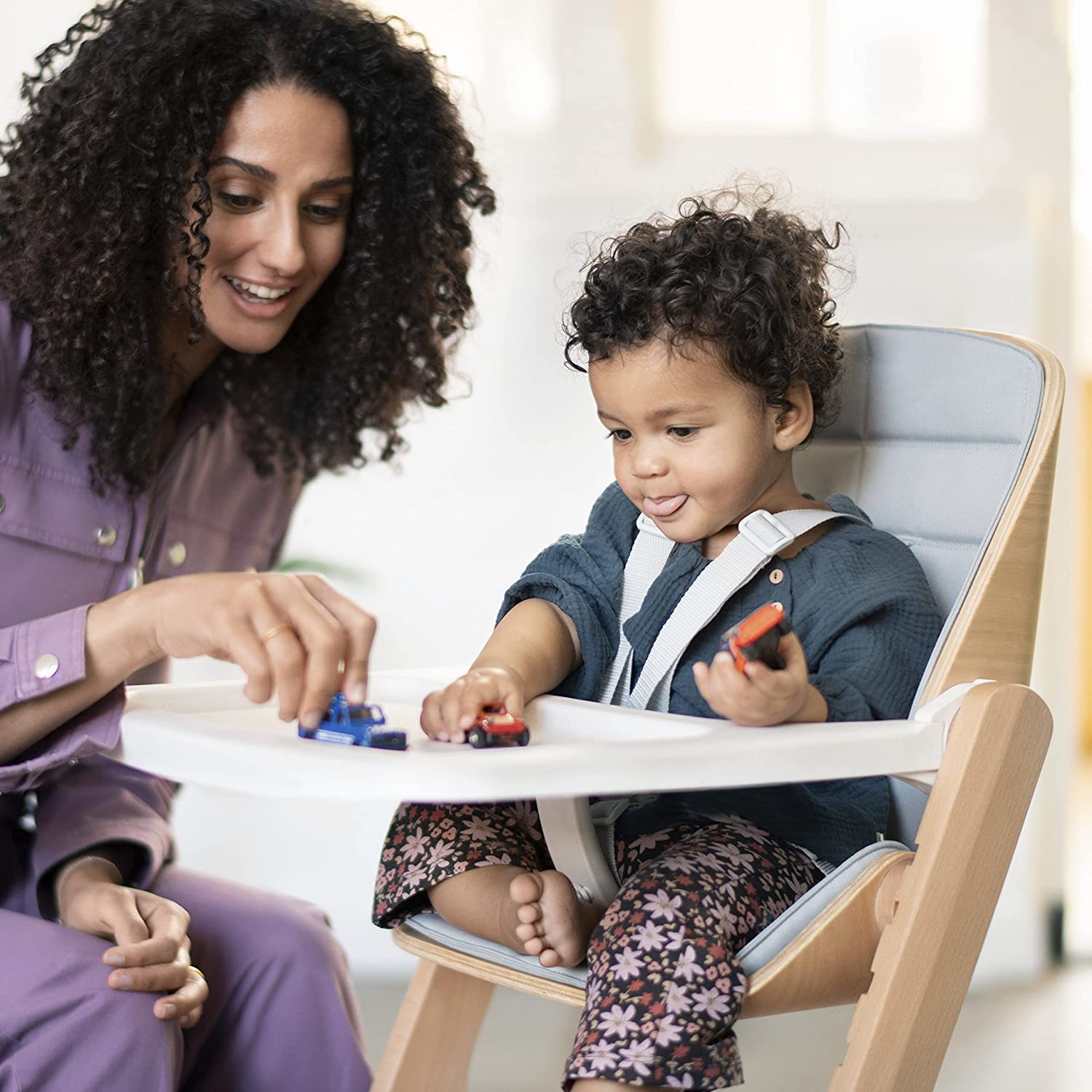 Maxi-Cosi Nesta Set Completo Seggiolone Pappa Bimbo 3.5-99 anni + Kit Neonato per un uso dalla nascita, Seggiolone reclinabile e regolabile, Riduttore Imbottito Neonato, 0-99 anni, Beyond Sky Grey