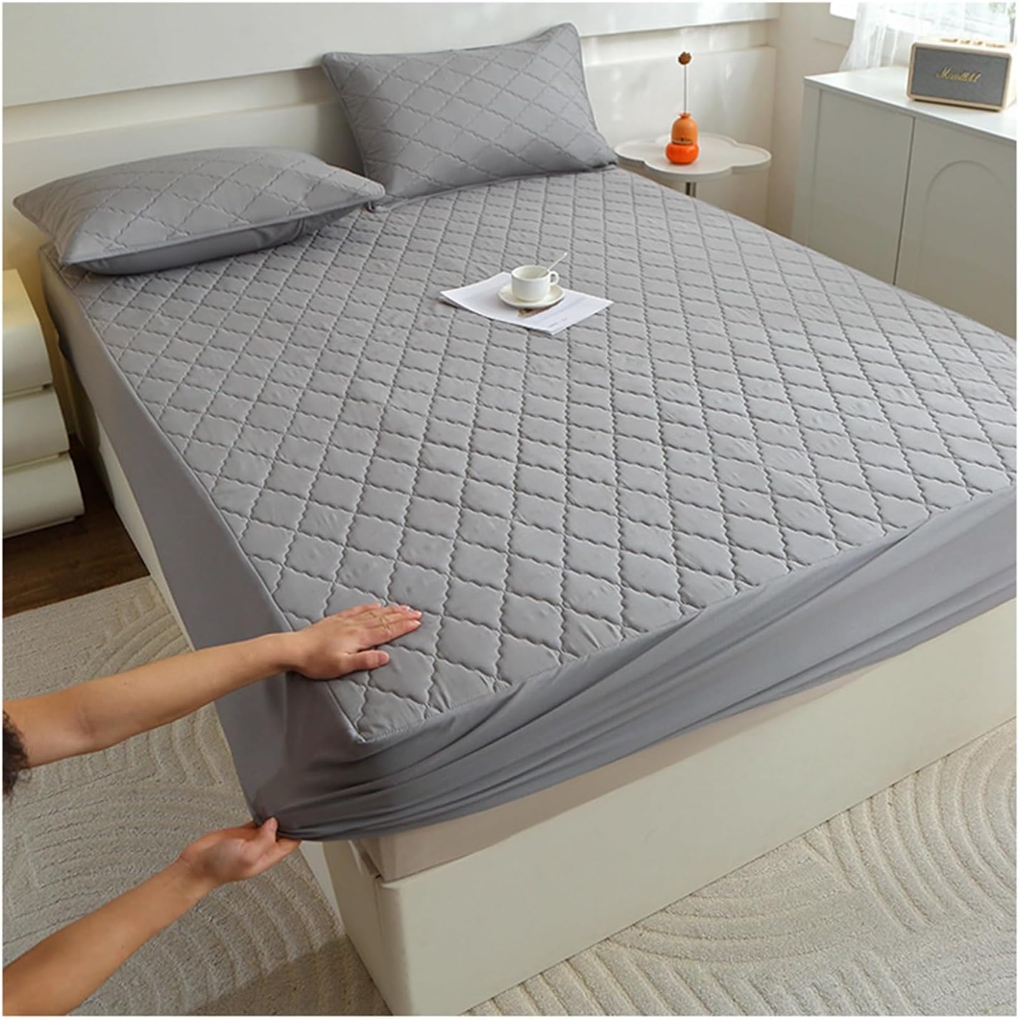 XMAYODS Waterproof Mattress Protector Pad Queen King Twin XL Machine, Breathable Mattress Covers Topper with Deep Pockets, Washable Bed Cover All-Season Use(Color 7,1PC 200x220cm)