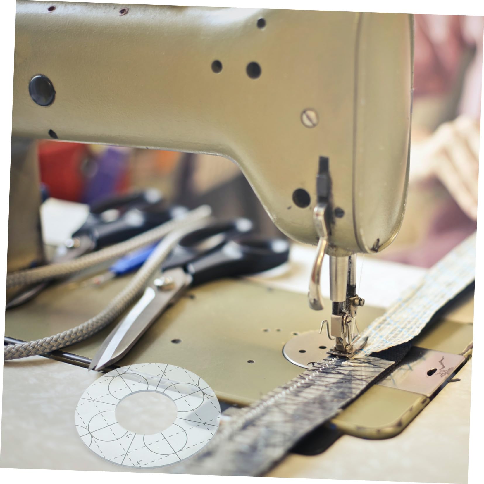 5 pezzi Righelli Patchwork in Plastica Antiscivolo per Cucito e Trapuntatura Template Circolari per Taglio Tessuti e Design Abbigliamento per Hobby e Professionisti