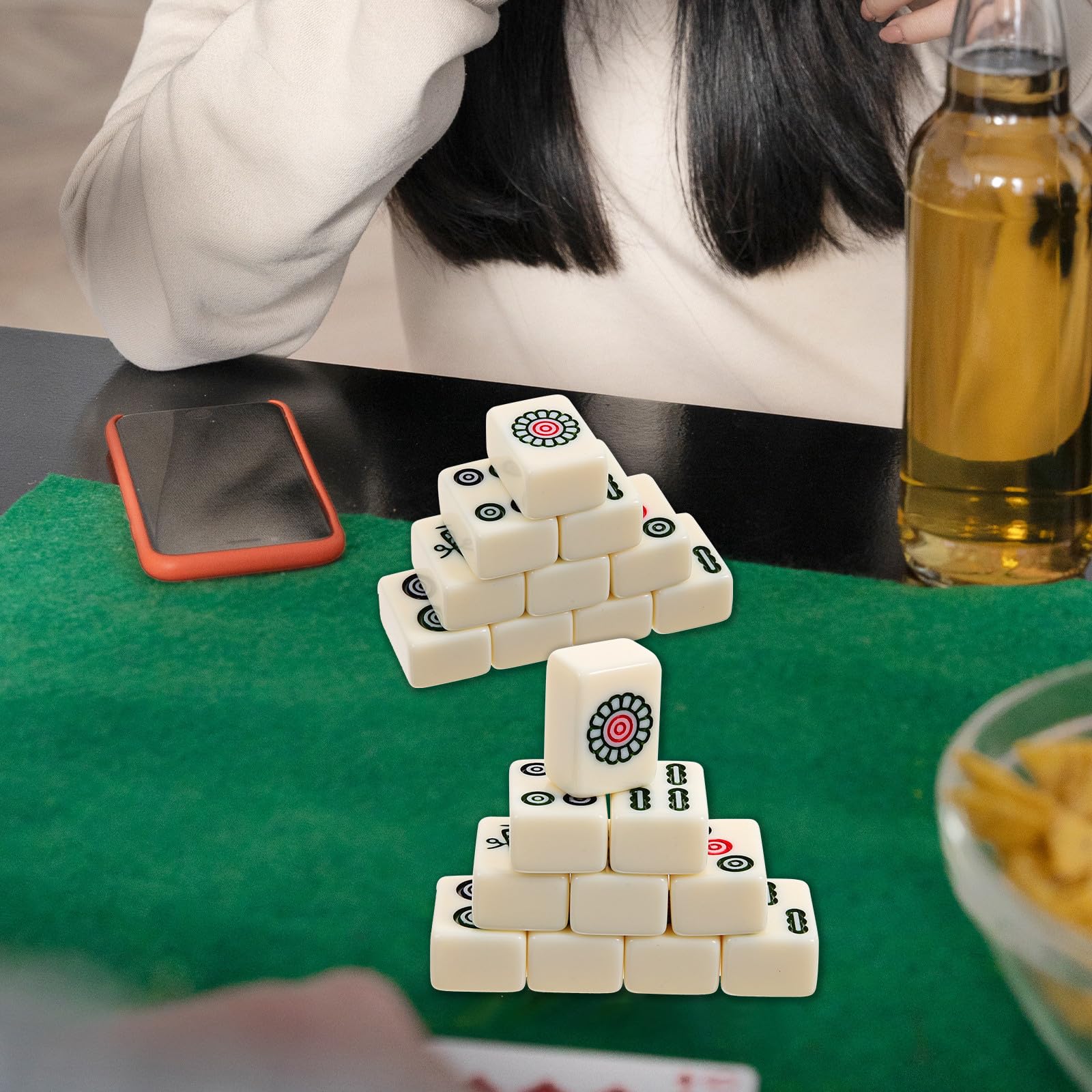 Tragbares Kleiner Mahjong Spielset für Zuhause und Reisen mit Melamin und PVC Komplettes Zubehör Leicht zu Tragen Indoor Brettspiel für Geduld und Spaß
