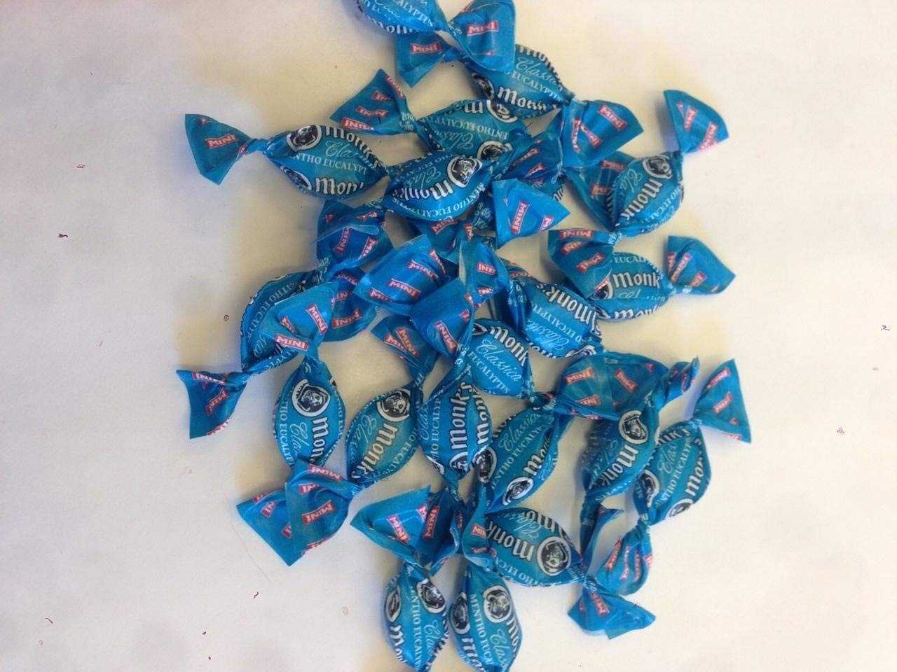 Caramelle Mini Monk's Balsamiche kg 2 | Sollievo immediato contro tosse, raffreddore e mal di gola, insieme alla piacevole freschezza delle erbe naturali