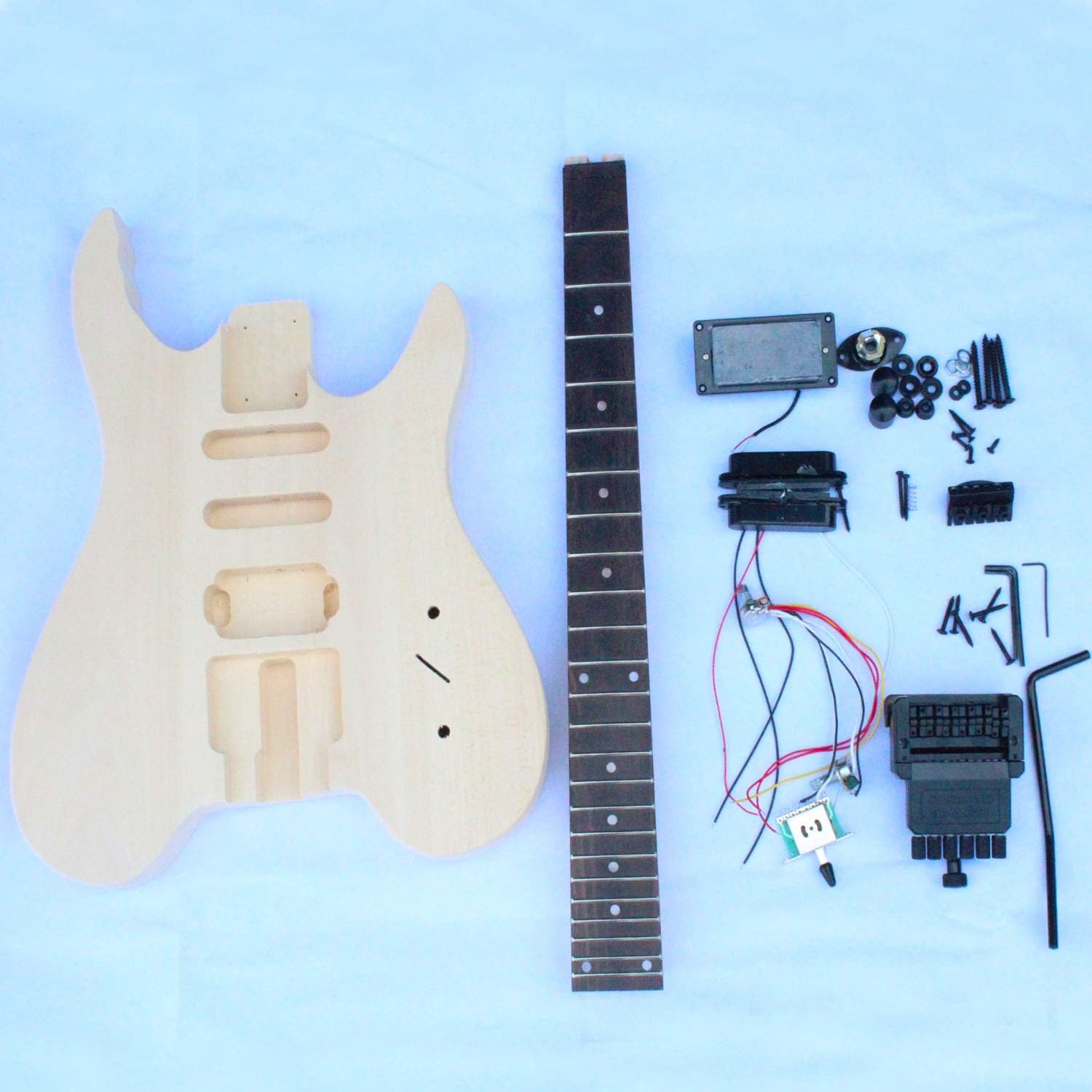 Amazon MUSOO ヘッドレス エレキ ギター DIY キット(全部品) エレキギターセット 楽器・音響機器