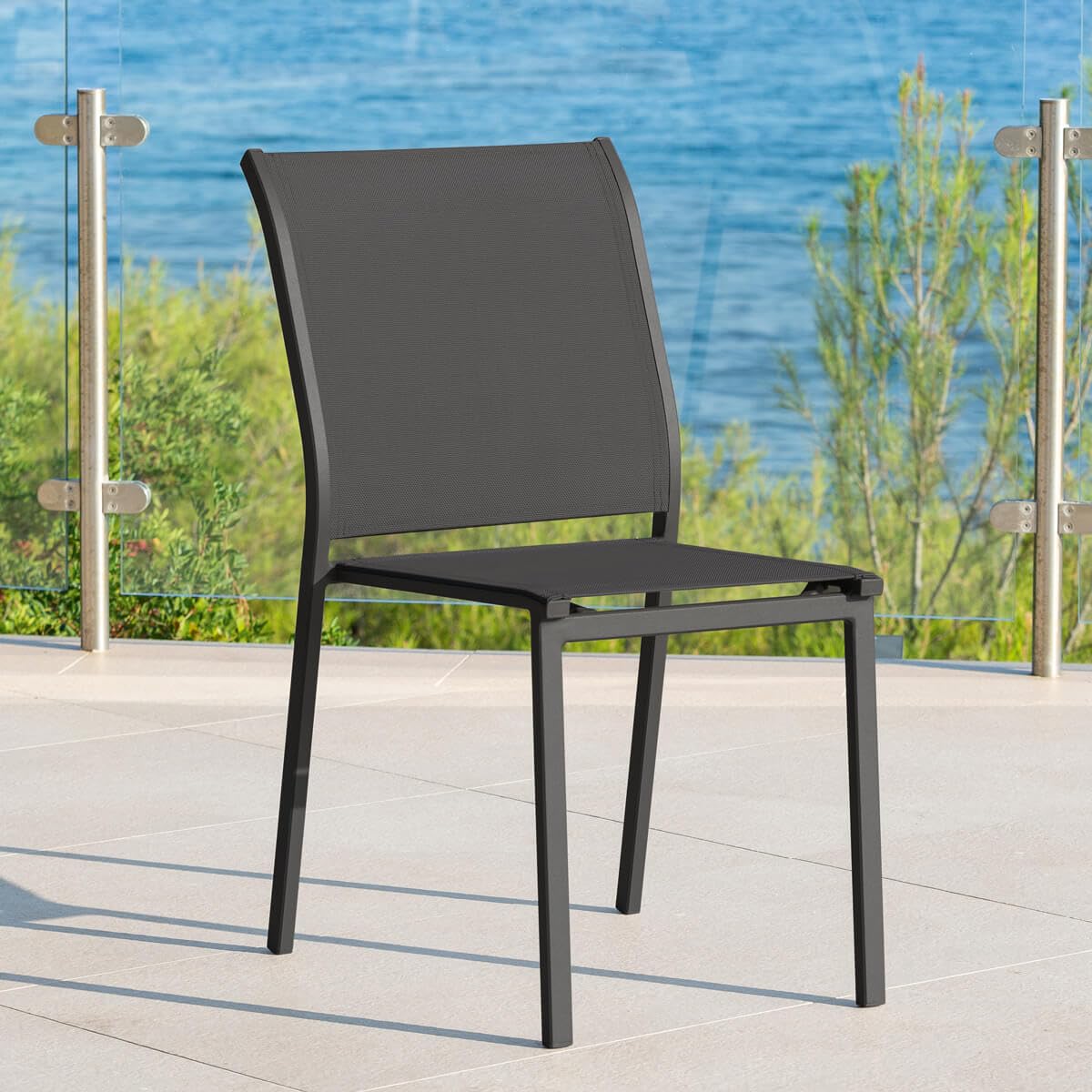 HESPERIDE Chaise de Jardin empilable Essentia Anthracite - Aluminium Traité Epoxy Texaline - Dim 46 x 61 x 88 cm - Meuble d'Extérieur Résistant aux UVF