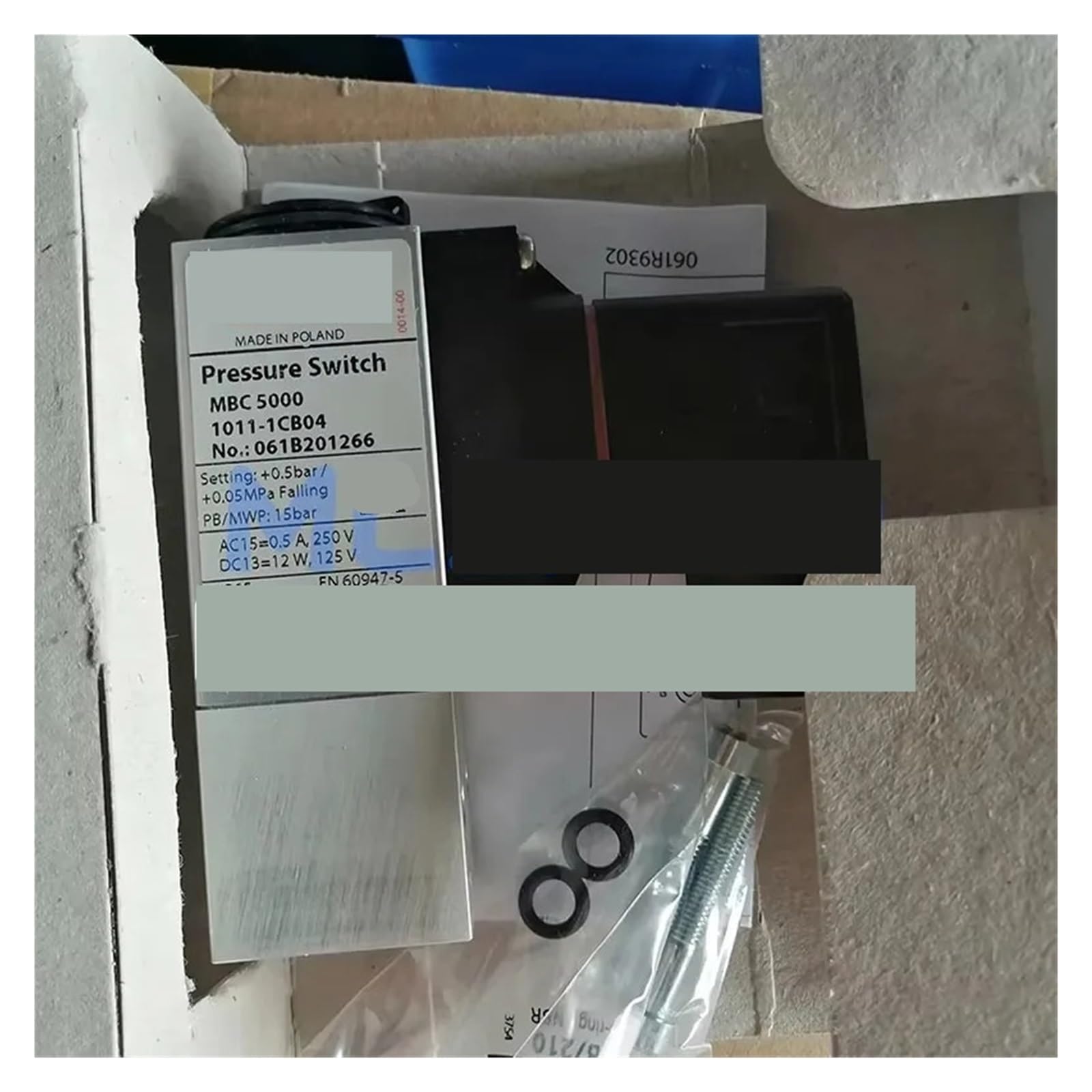 JJKKOZVQF Pressure Sensor 061b201266