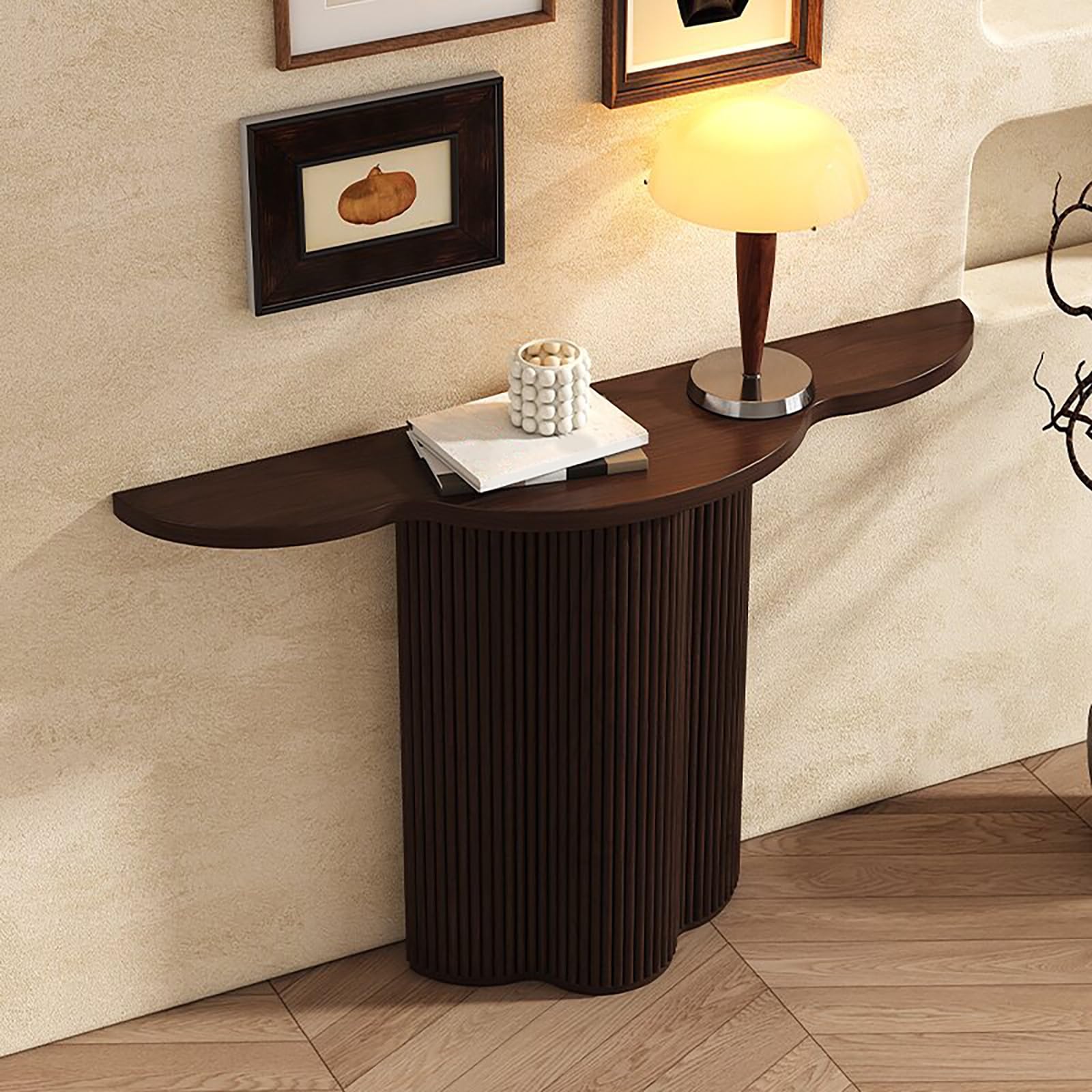 Mesa de entrada de forma irregular en madera maciza de diseño elegante