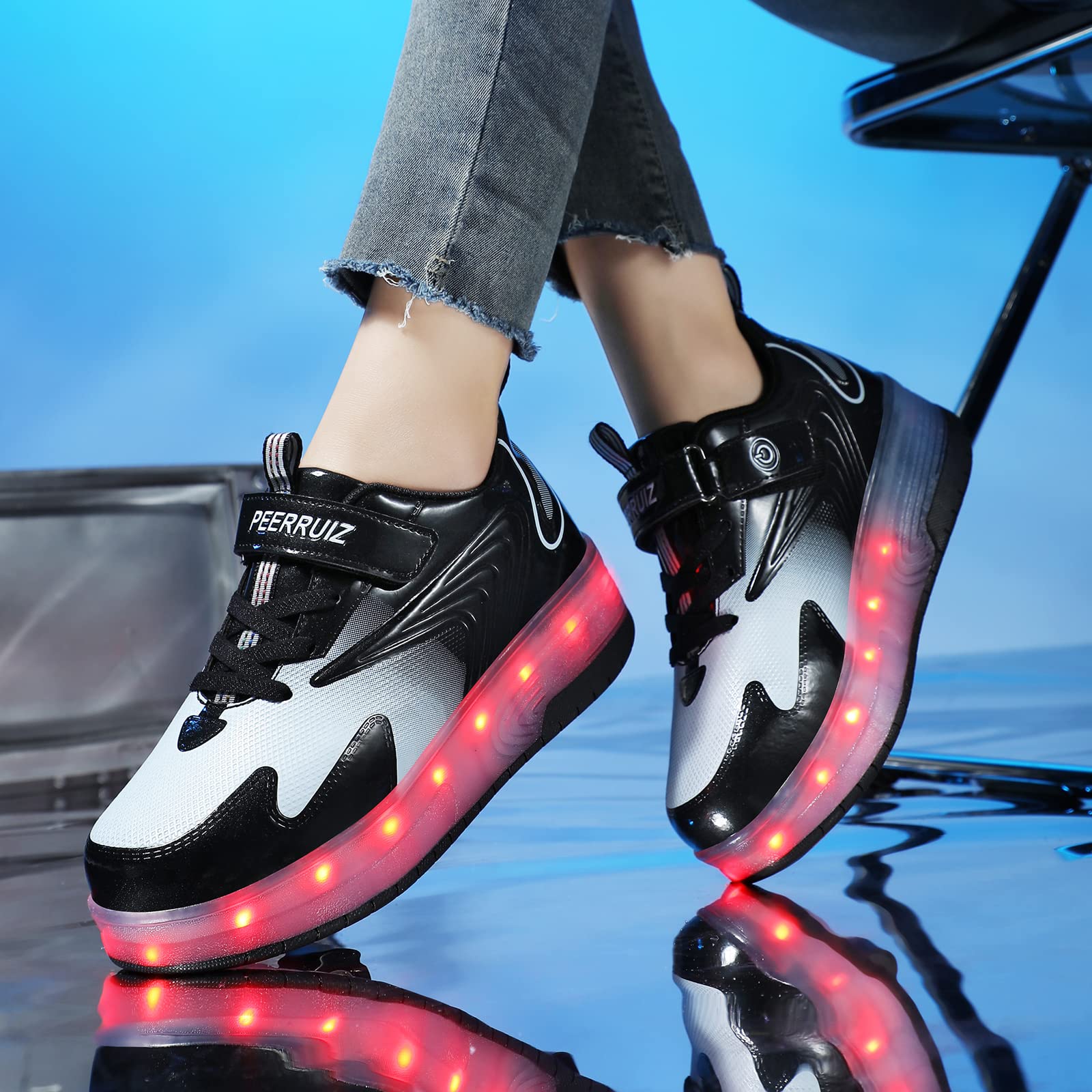 Axcer LED Skateboardschuhe Blinkend Schuhe Mit Rollen Automatisch Einziehbar Komfort Räder Sneaker Outdoor Fitnessschuhe 7 Farbwechsel Rädern Gymnastik Traillaufschuhe für Jungen Mädchen Geschenk
