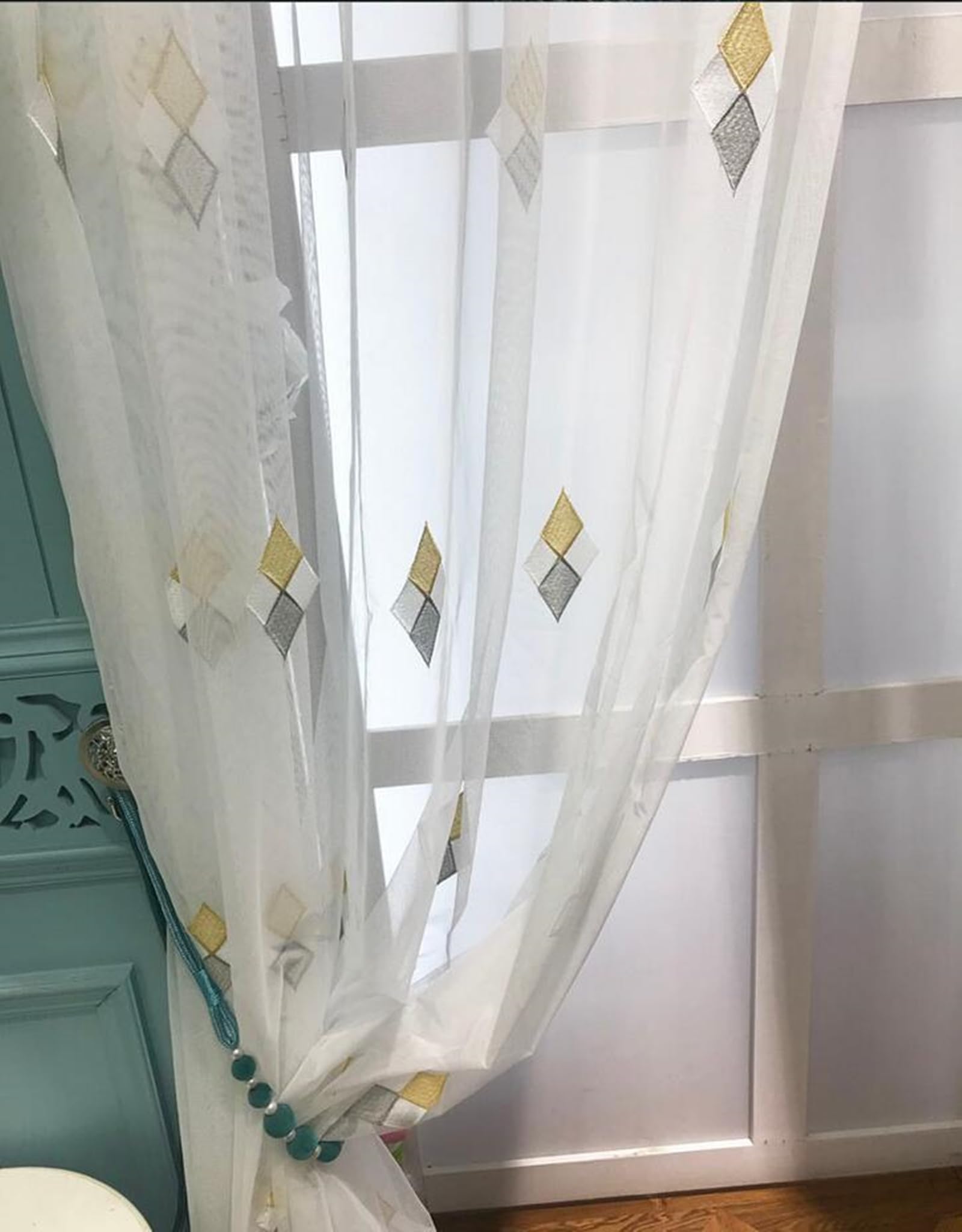 Rideaux de salon en gaze blanche brodée pour chambre lumineuse