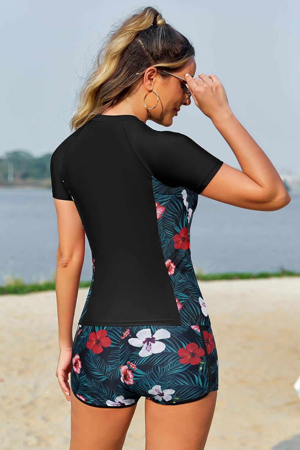 SHEKINI Women Two Piece Rash Guard Short Sleeve Swimsuits UV UPF 50+ Swim Shirt with Build in Bra Bathing Suit with Boyshort