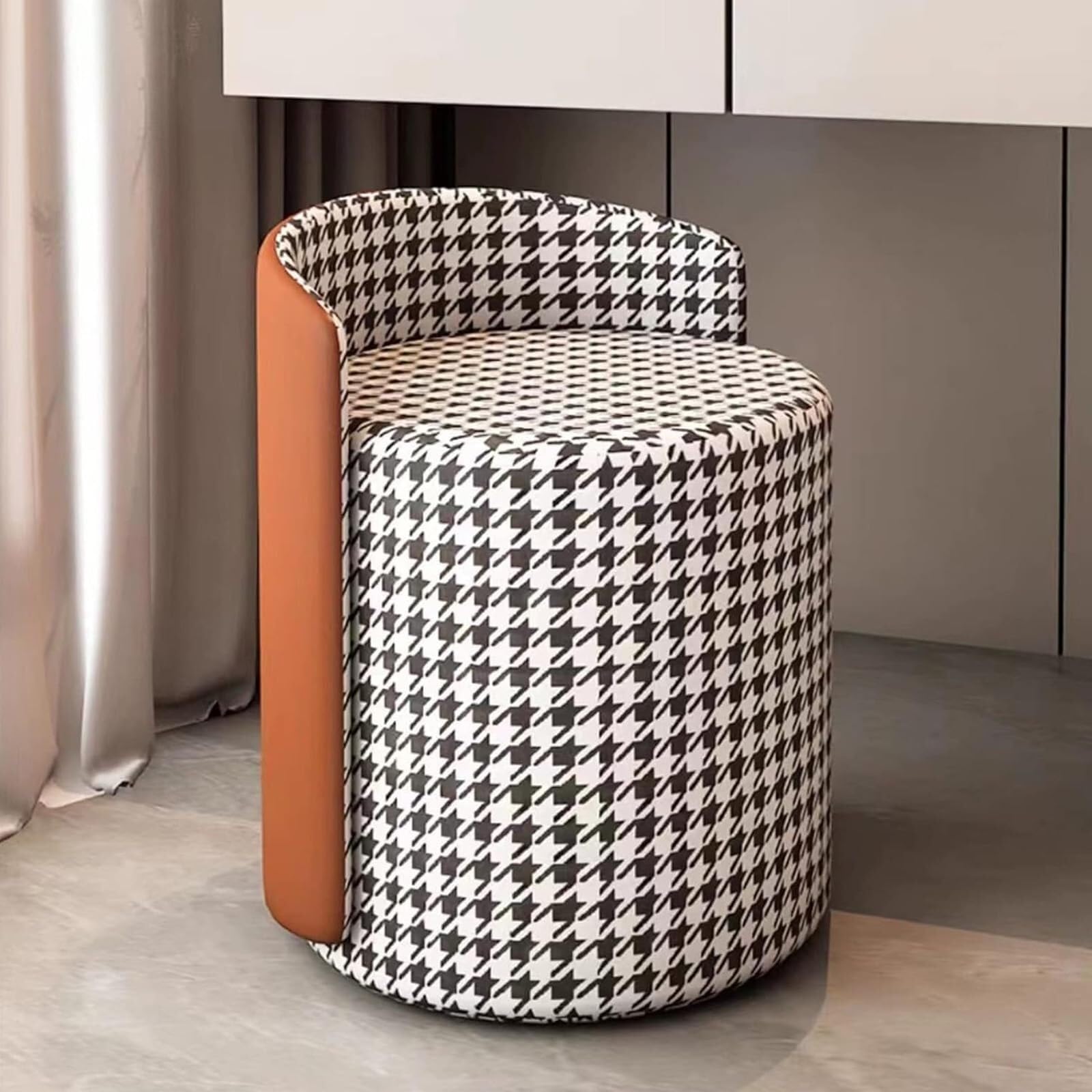 Taburete redondo acolchado moderno: la silla versátil que resuelve la falta de espacio con elegancia