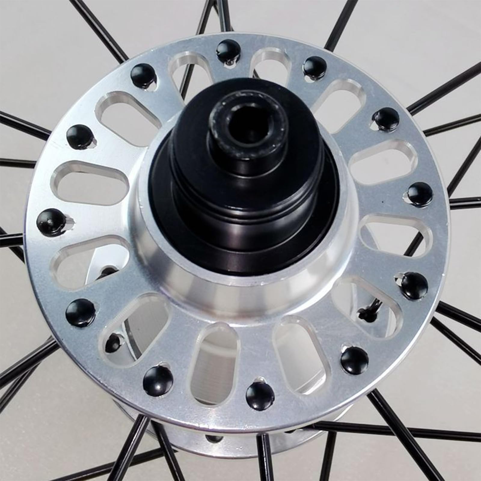 Juego De Ruedas 700C para Bicicleta De Carretera C/V/Juego De Ruedas Freno De Llanta Profundidad 30 Mm Llantas De Aluminio 8-12 Velocidades QR 100/130Mm