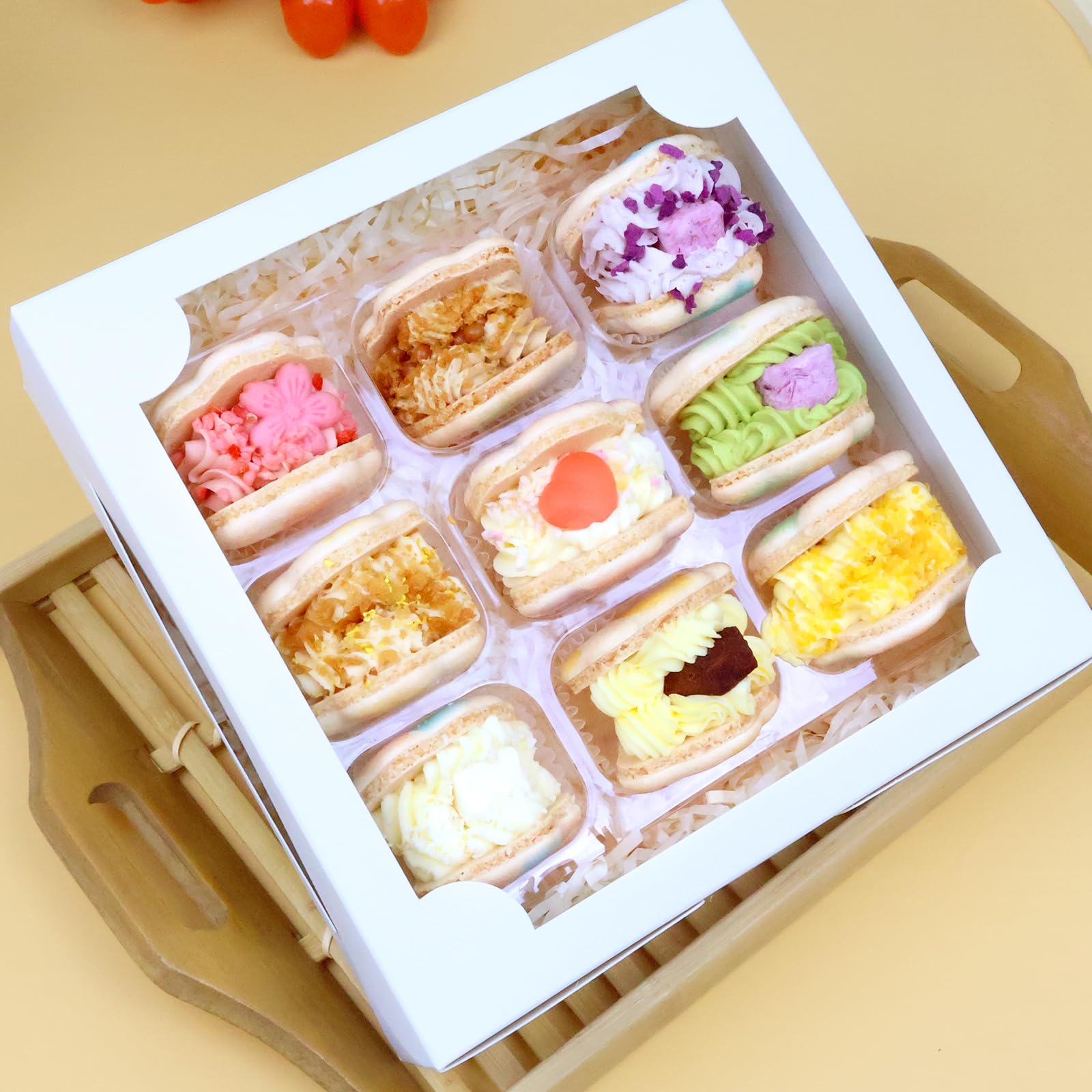 QULIT 50 cajas de panadería blancas de 8 x 8 x 2.5 pulgadas con ventana, cajas de pastelería, cajas de postre para galletas, macarrón, dona, magdalenas de chocolate, fresa y cupcakes