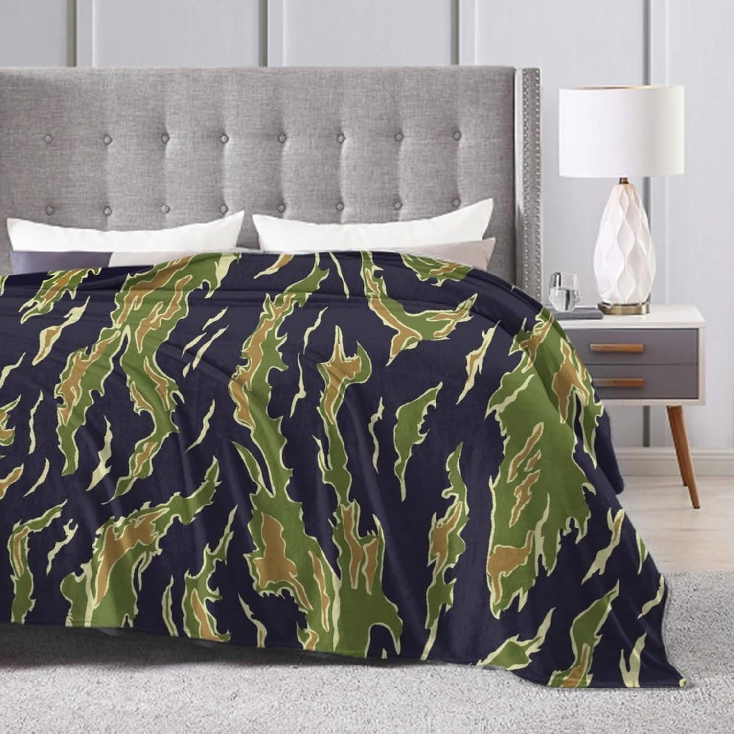 Adults Kids Soft Travel Blanket Throw Blankets Airplane Army Green Camouflage Vietnam Tiger Stripe Blanket Warm Quilt for Rest Sofa Chair Office Home