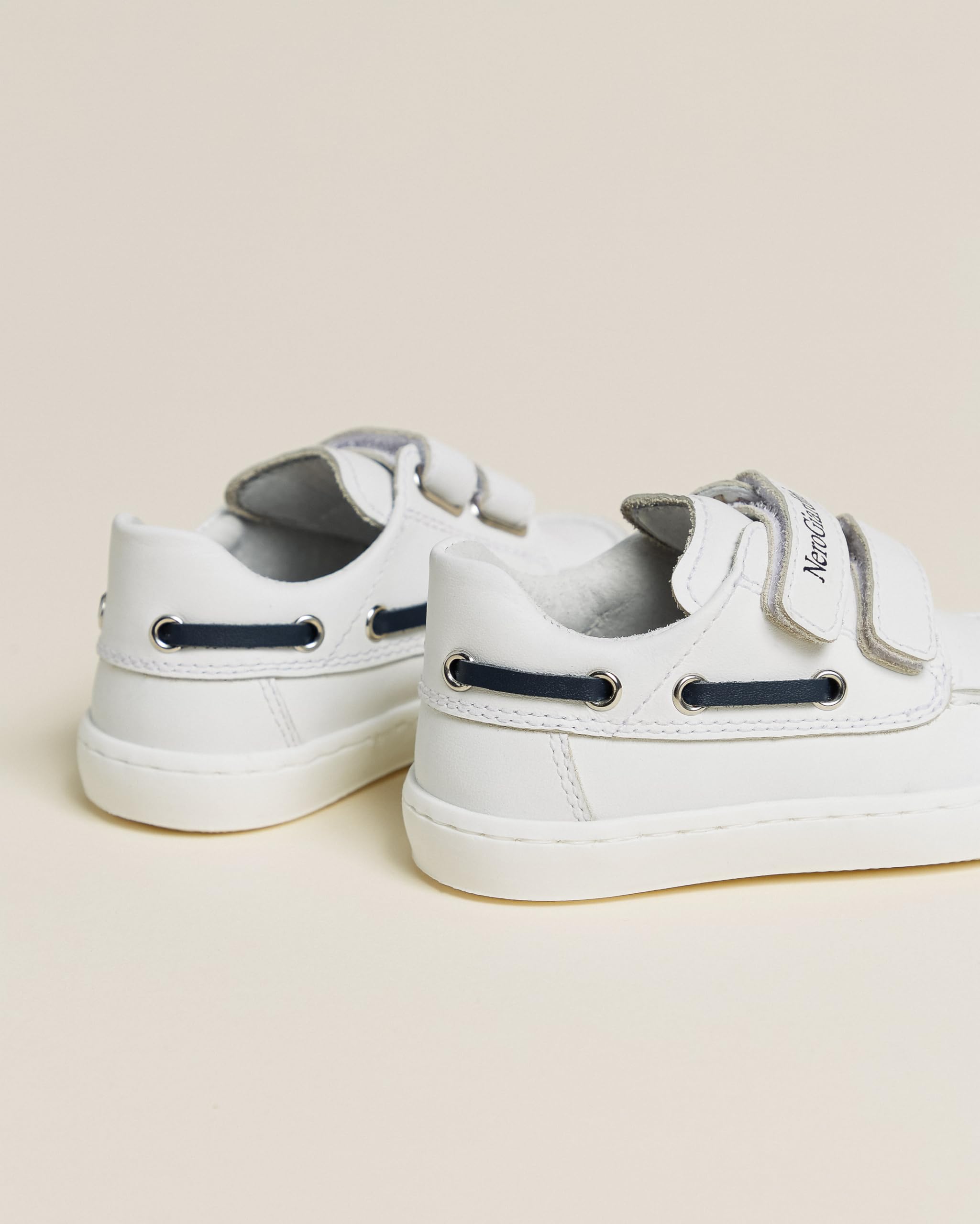 Nero Giardini E525171M Barca Junior da Bambino in Pelle