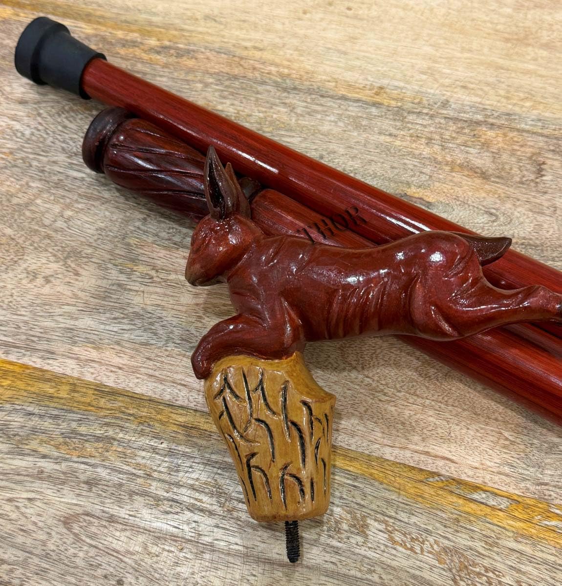 Amazon.co.jp: ウォーキングリススティック 木製 手彫り 動物