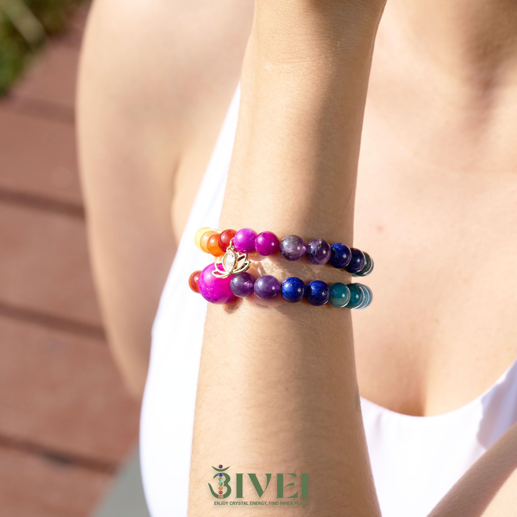 Bivei Bracciali in pietra naturale Cristallo verde e pietra Chakra Bracciale di perline 8 mm Semi Precious Bead Lotus Charm Gioielli Regali Bracciali per le donne