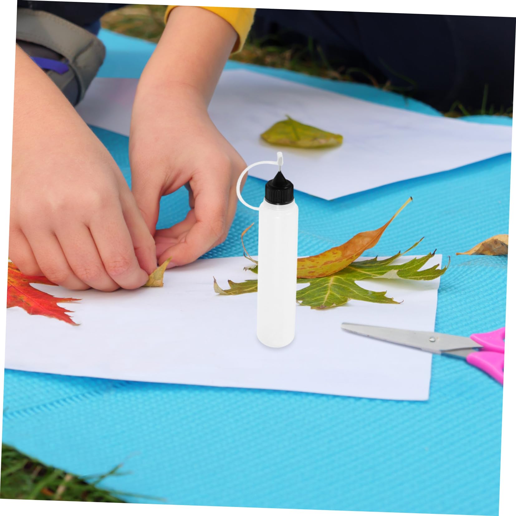 Lurrose 50pezzi Bottiglie Applicatrici per Colla con Punta Fine di Flaconi per Artigianato e Modellismo per Precisione e Dettagli Progetti Creativi