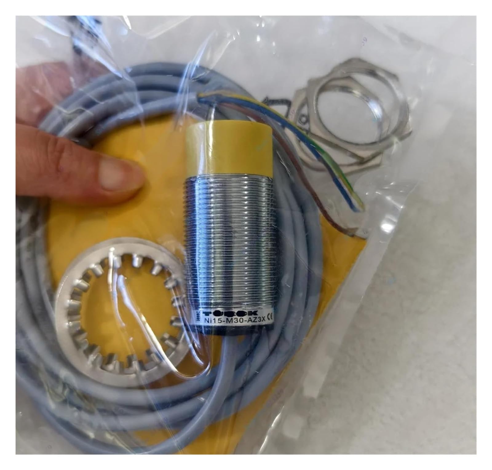 JHPWKRMU NI15-M30-AZ3X NI15-G30-AZ3X BI10-M30-AZ3X BI10-G30-AZ3X Proximity Switch Sensor(NI15-M30-AZ3X)