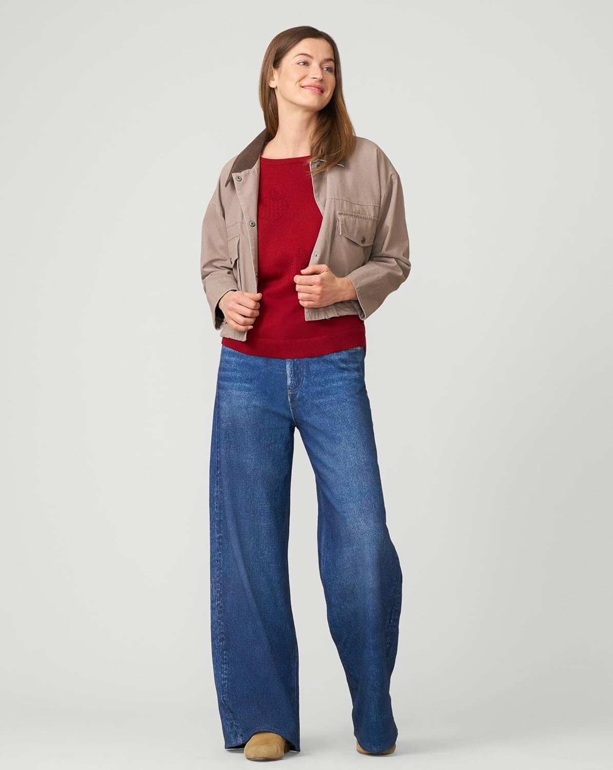 Cable & Gauge Women’s Apple Stitch Detail Lightweight Sweater - Image 5