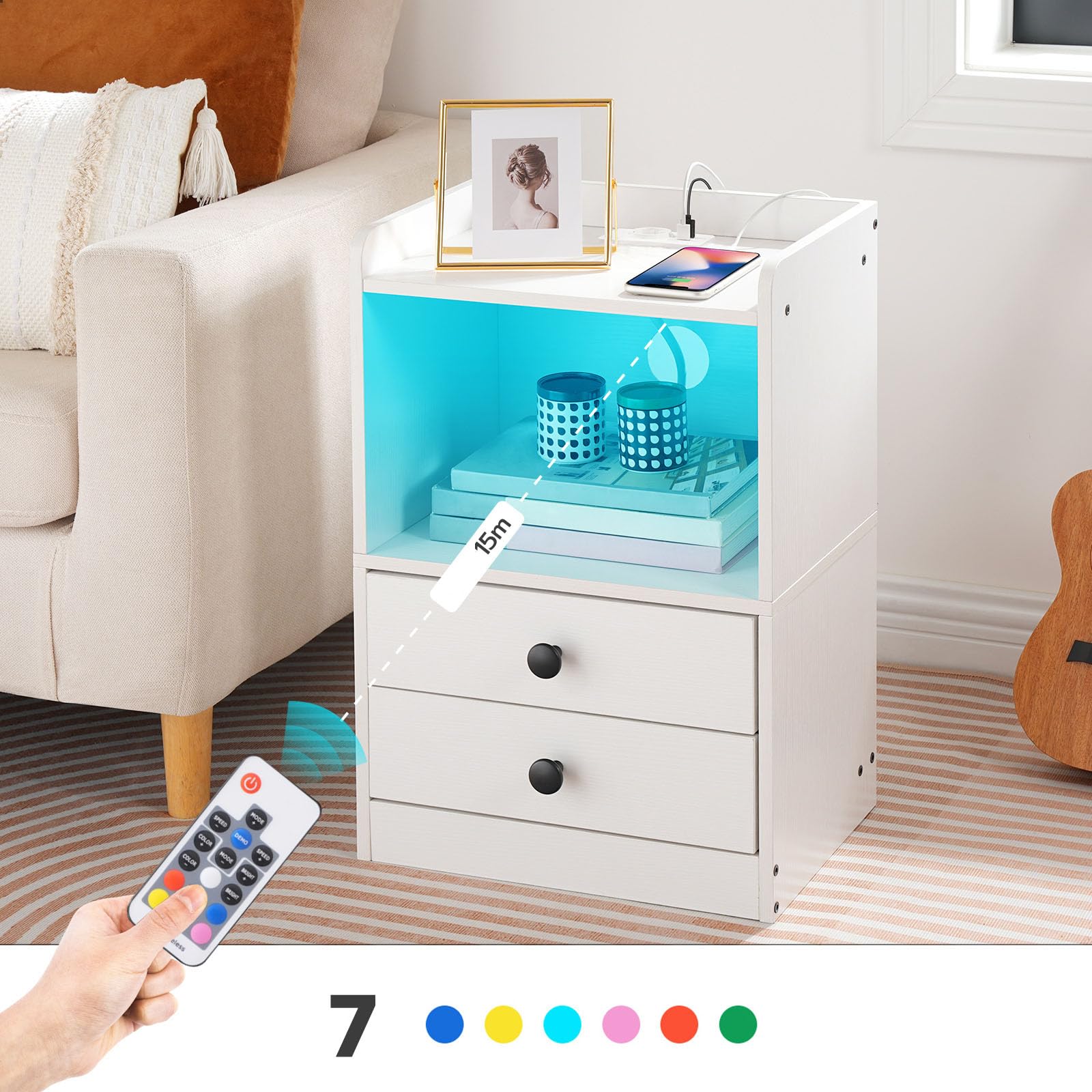HOOBRO Comodino con Striscia LED, Tavolino con Stazione di Ricarica, 2 Cassetti, Portaoggetti con Luce Regolabile, per Camera da Letto, Soggiorno, Stile Moderno, Bianco EWT28CDBZ01