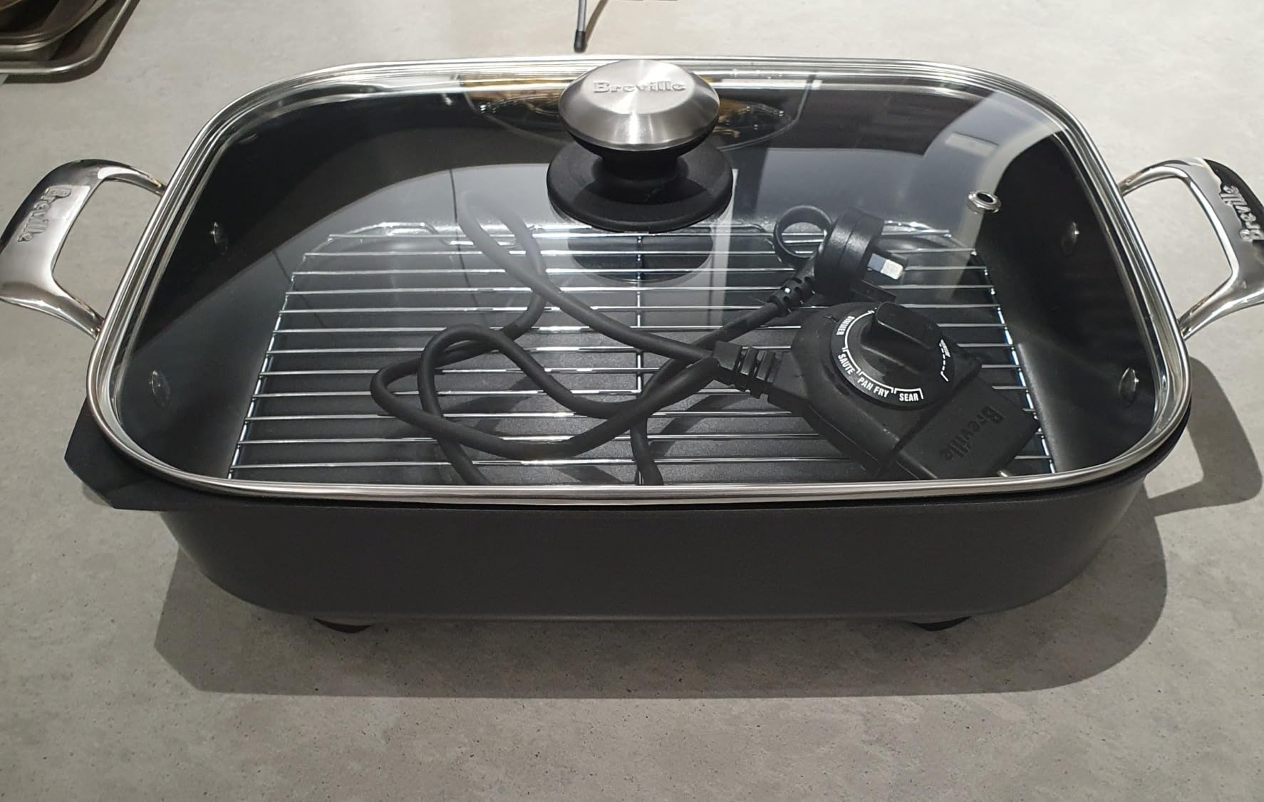 Breville the Thermo Pro NonStick Frypan Frying Pans