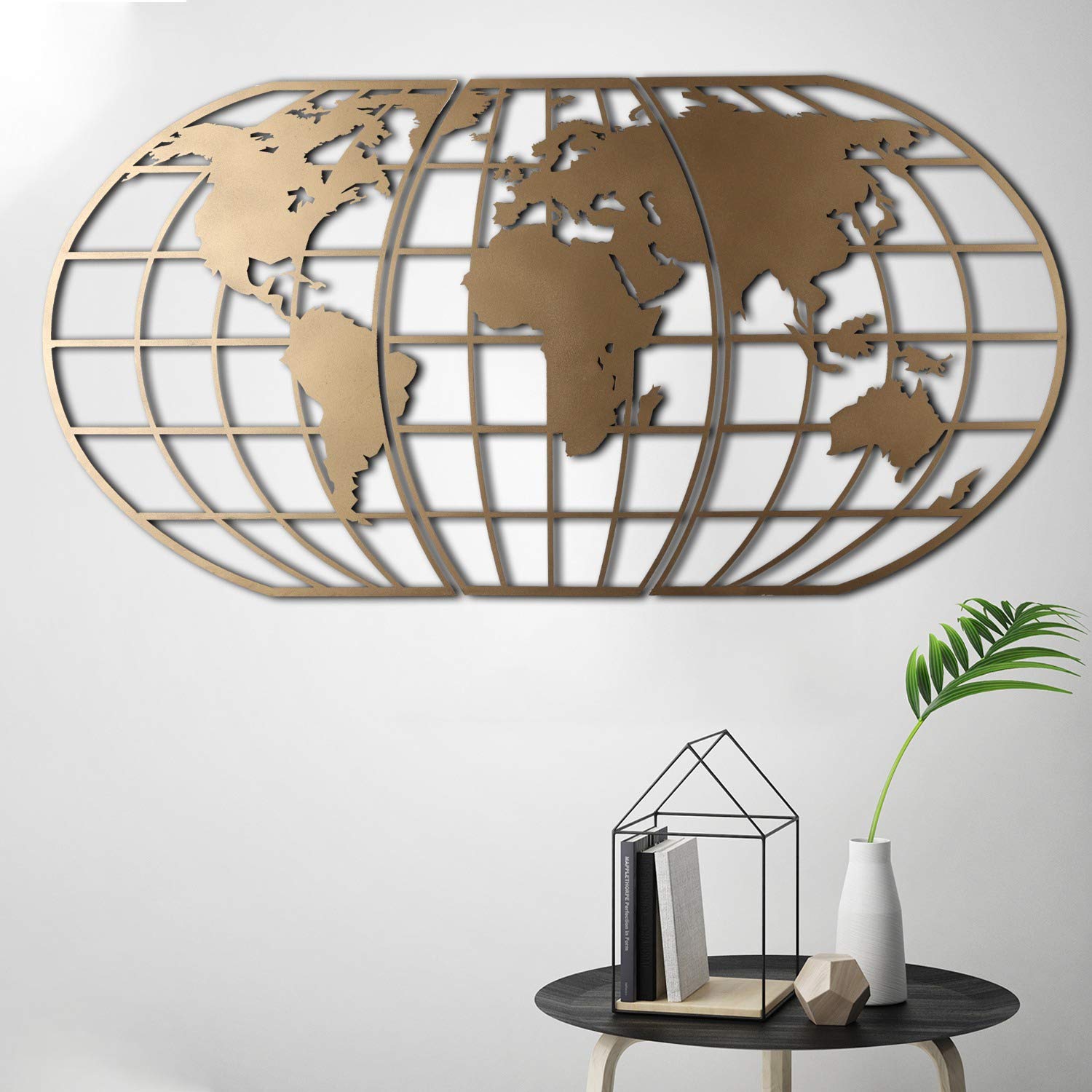 Tubibu Arte de pared moderno, 100 % metal, globo metálico de mapa del mundo, tamaño 23.6 x 47.2 pulgadas, colgante para sala de estar y dormitorio (dorado)