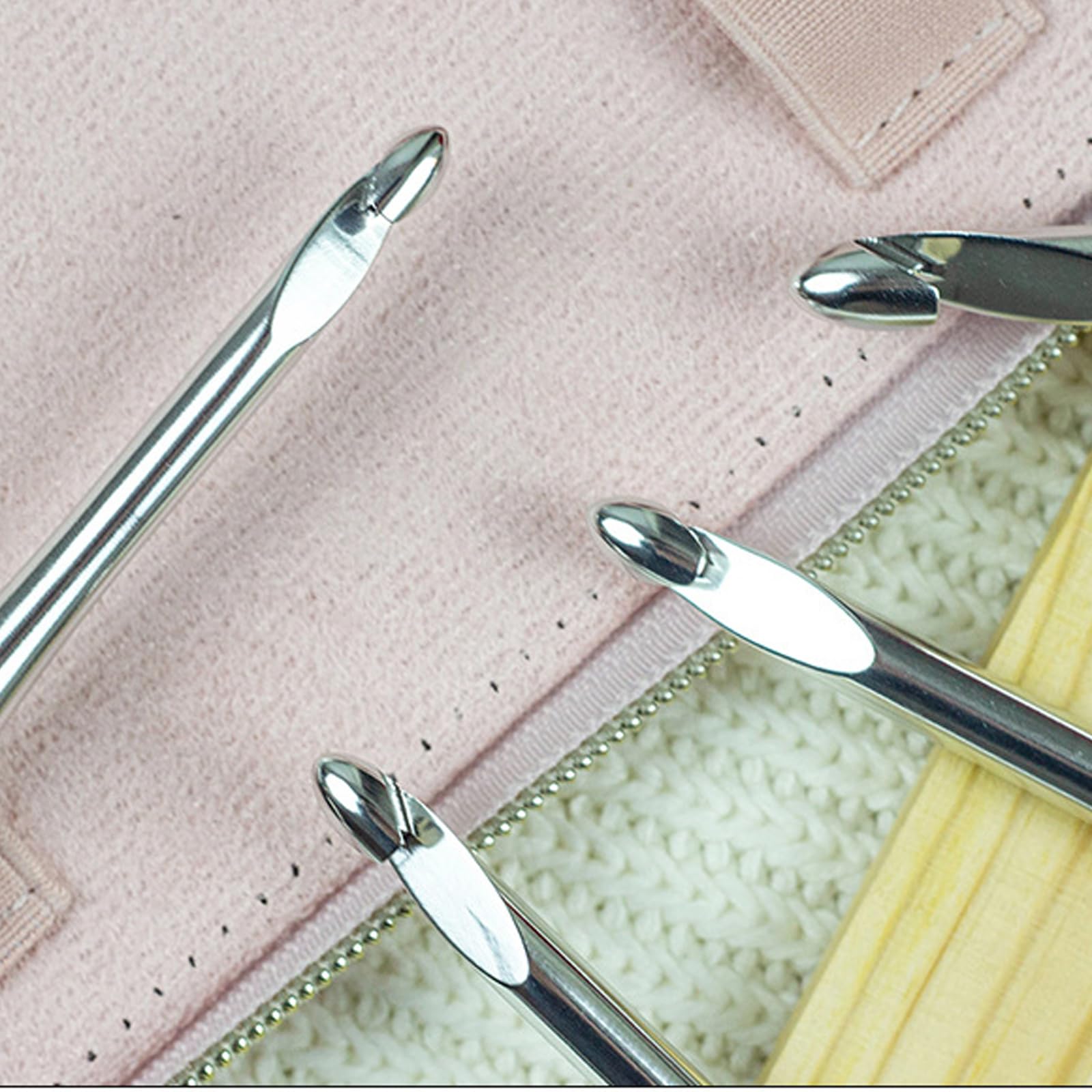 9 ganchos de ganchillo con mango de madera con estuche de almacenamiento, agarre ergonómico, aguja de ganchillo de aluminio, 3,5-8,0 mm para tejer mango de madera lisa