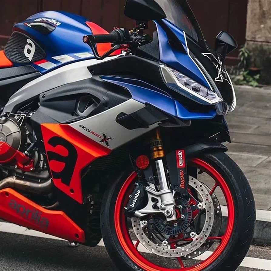 アプリリア rs660用　カーボンマフラーカバー アプリリア rs660用カーボンマフラーカバー