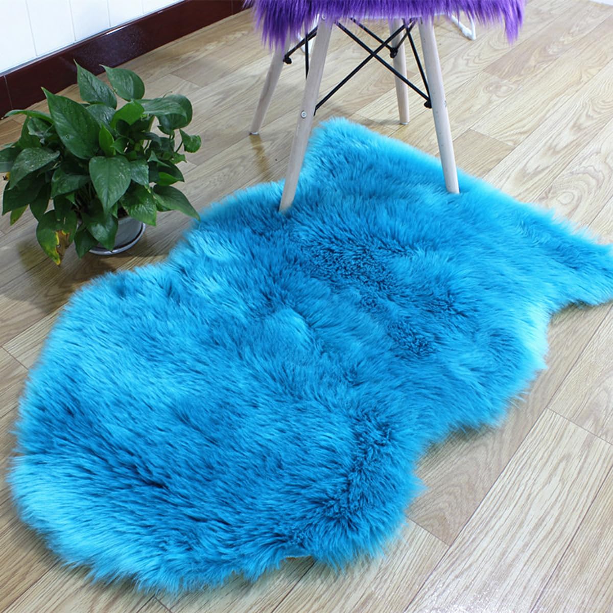 CHUYIX Plsch Flauschige Teppiche Knstlicher Plschteppich Kunstwolle  Weiche Teppich Rutschfester Kunstfell Matte Rund Lammfell Fellteppich fr  Schlafzimmer Wohnzimmer Blau 60x90cm : Amazon.de: Kche, Haushalt & Wohnen