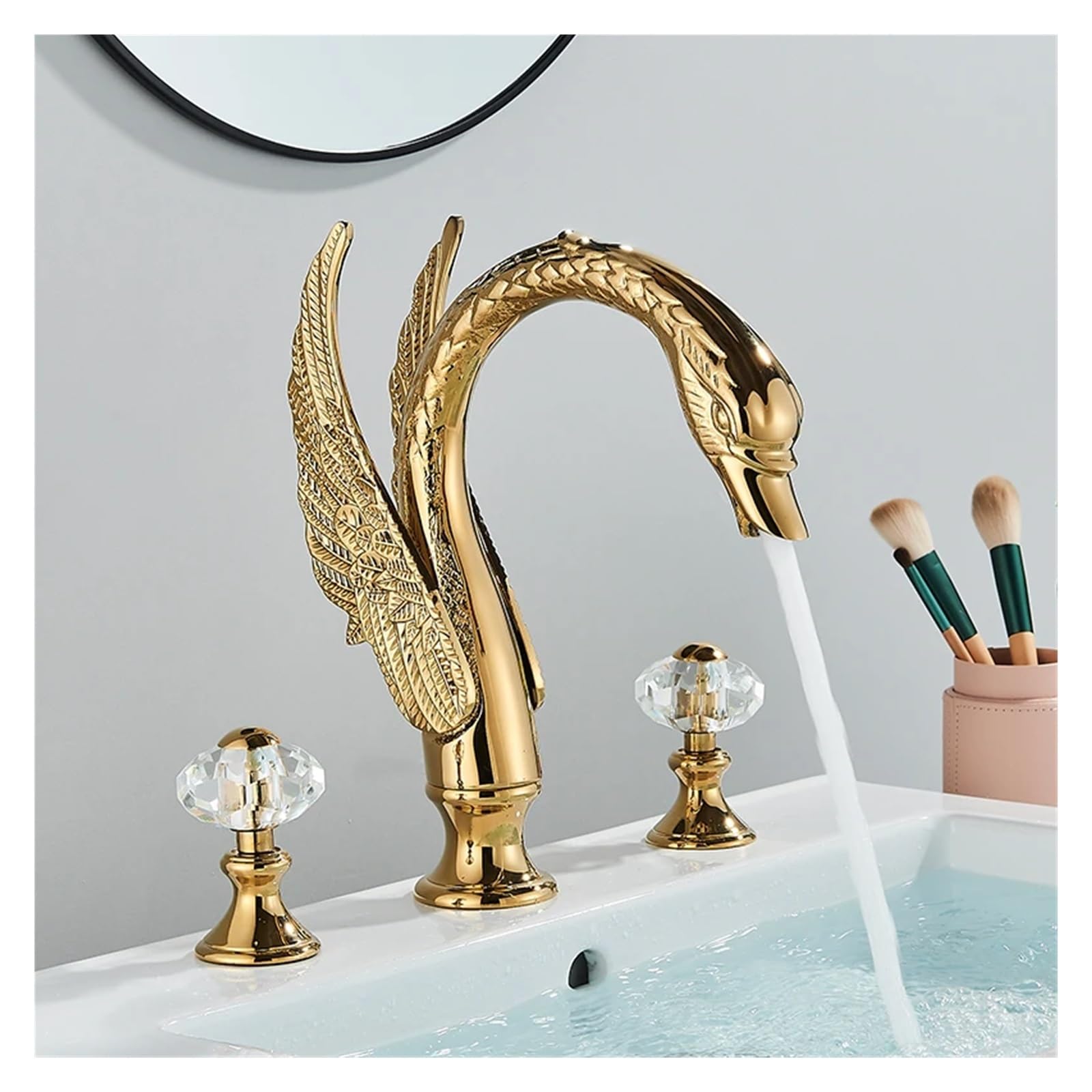 Mélangeur cygne doré et cristal pour baignoire rétro raffinée