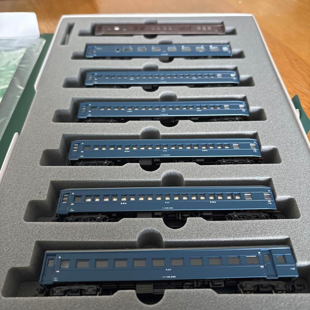 【新同】KATO 10-1378 寝台急行つるぎ7両基本セット⑤ 新同】 KATO 10-1378 寝台急行つるぎ7両基本セット⑤ | 鉄道模型