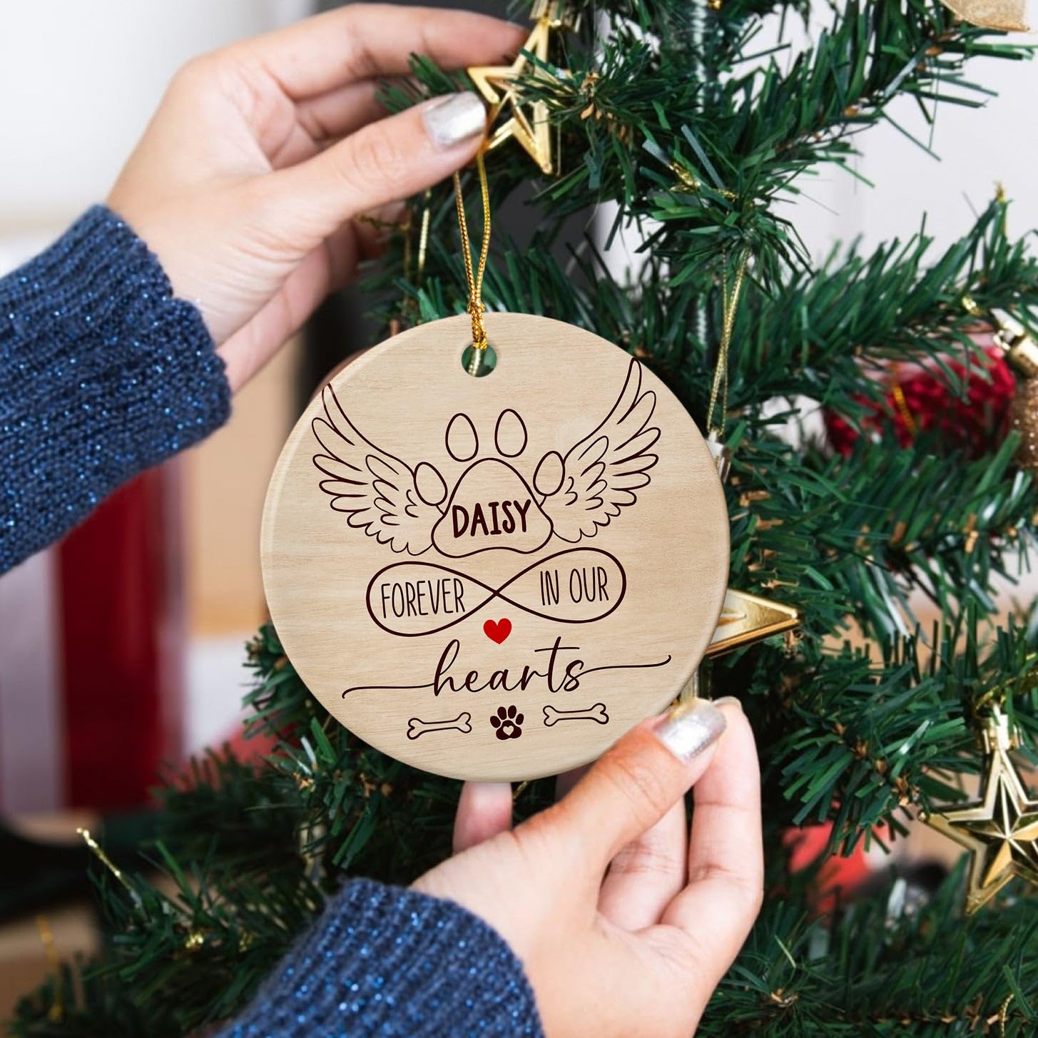 Customized Forever in Our Hearts Personalized Pet Angel Wings Pawprint Memorial Ceramic Ornament, Custom Dog's Name Ornament Xmas, Pet Sympathy Keepsake Gift