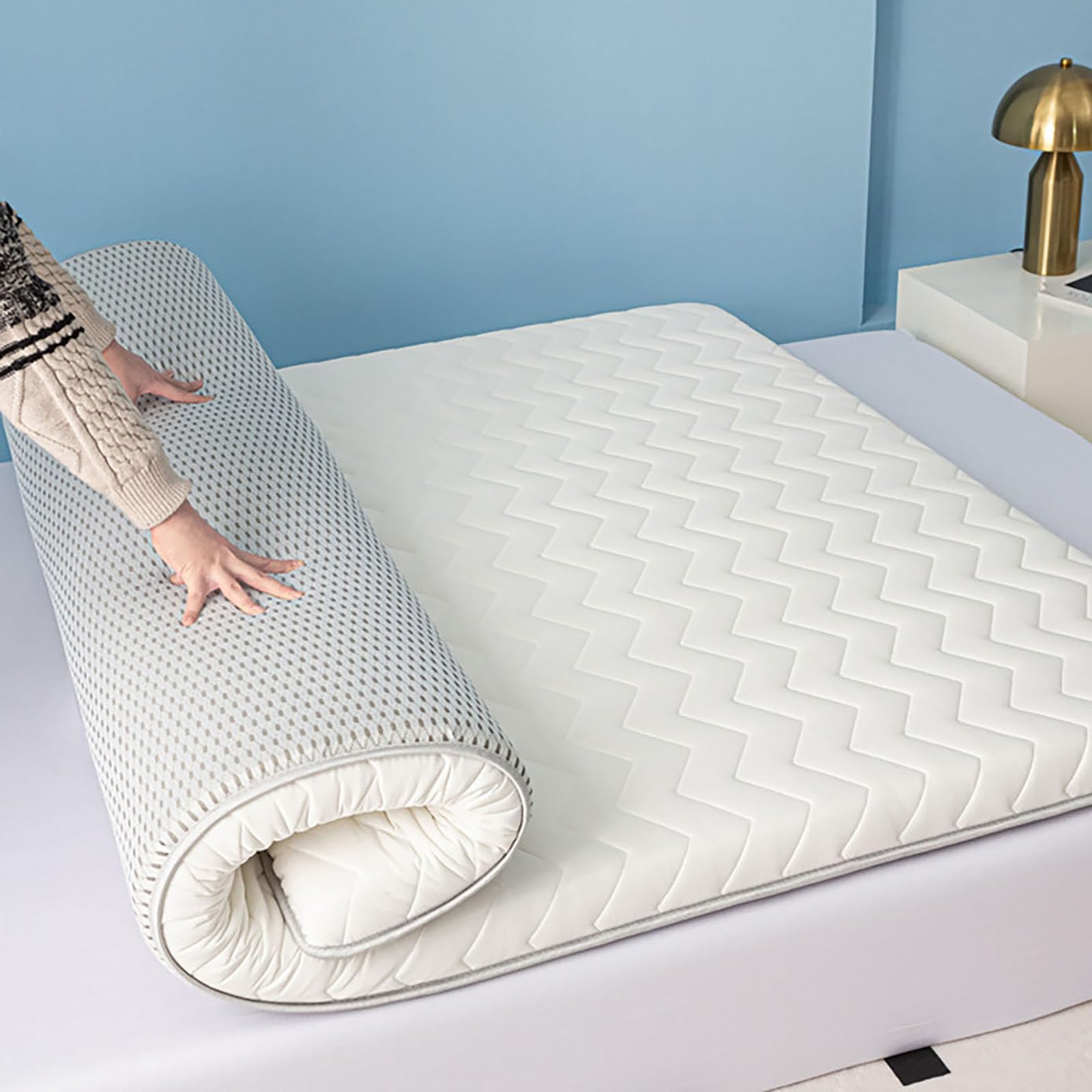 Materassino futon Pieghevole Portatile Spesso 8 cm, Traspirante, con Elastico, per Campeggio, Bianco, 70x190 cm, Ideale per attività all'aperto e Avventure.