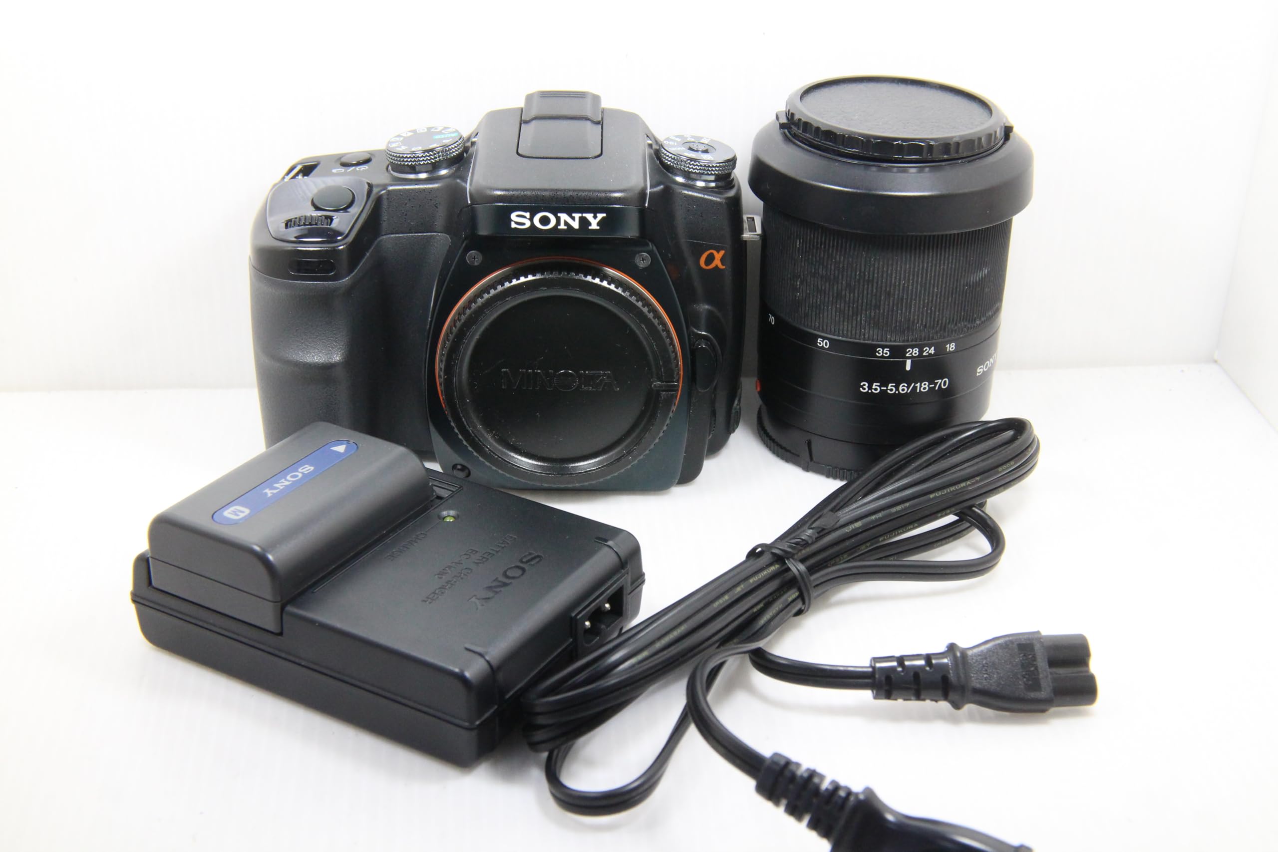 ソニー α100（あまり使っていません）＆35-70mmレンズ hqdefault.jpg
